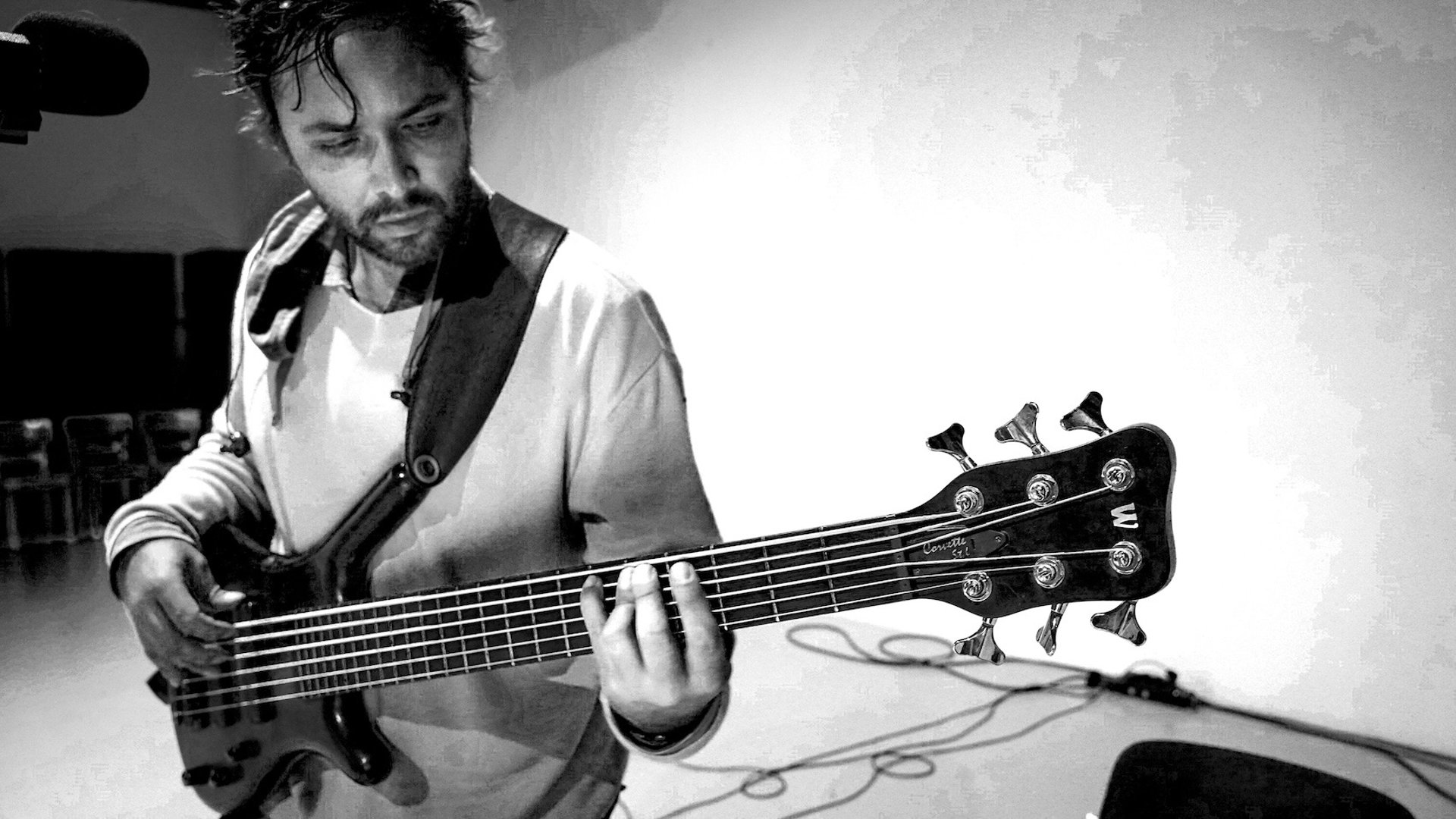 Franco Schoeman of B1DR playing a Warwick Bass Guitar