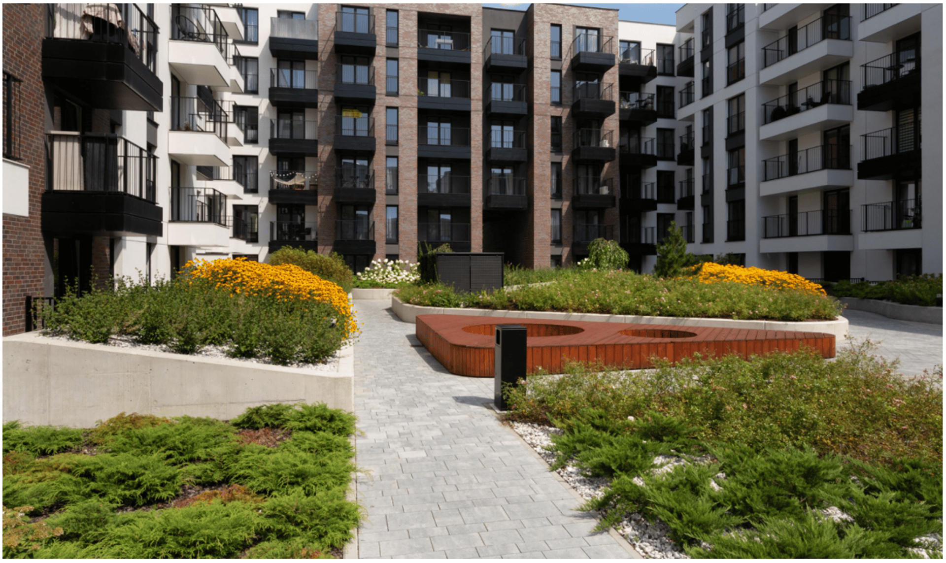 A tall building with balconies and balconies on it