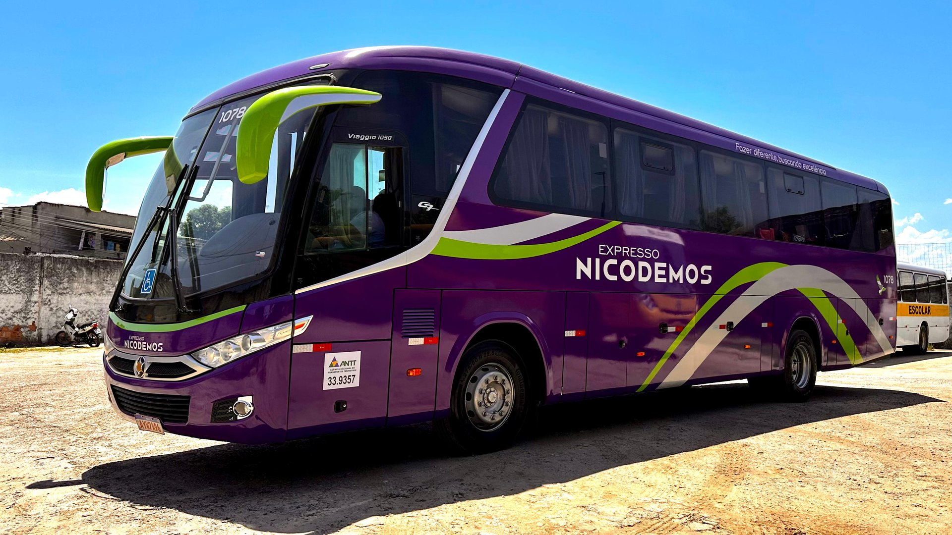 black and brown leather padded tub sofa