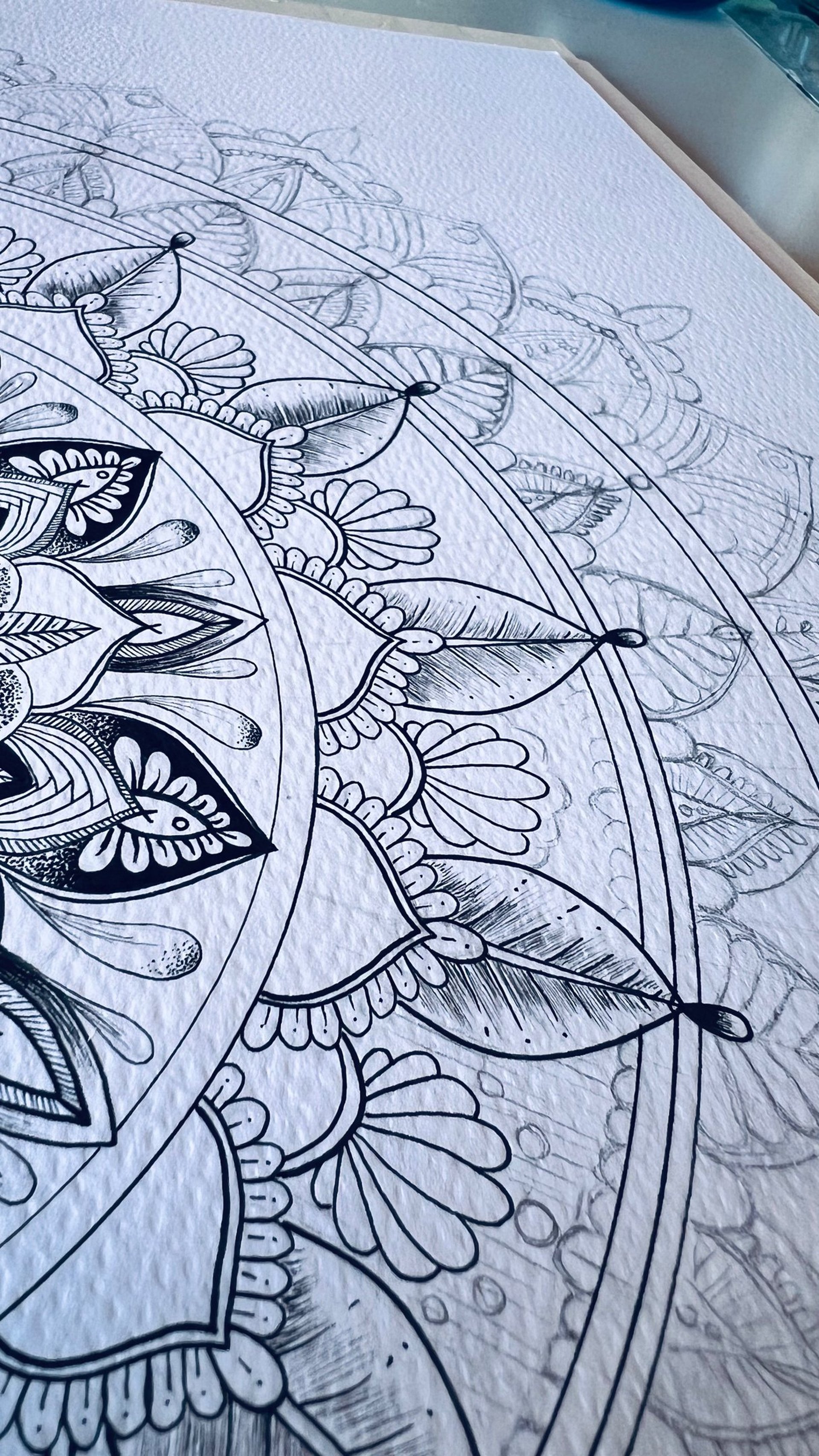 black and white bed linen