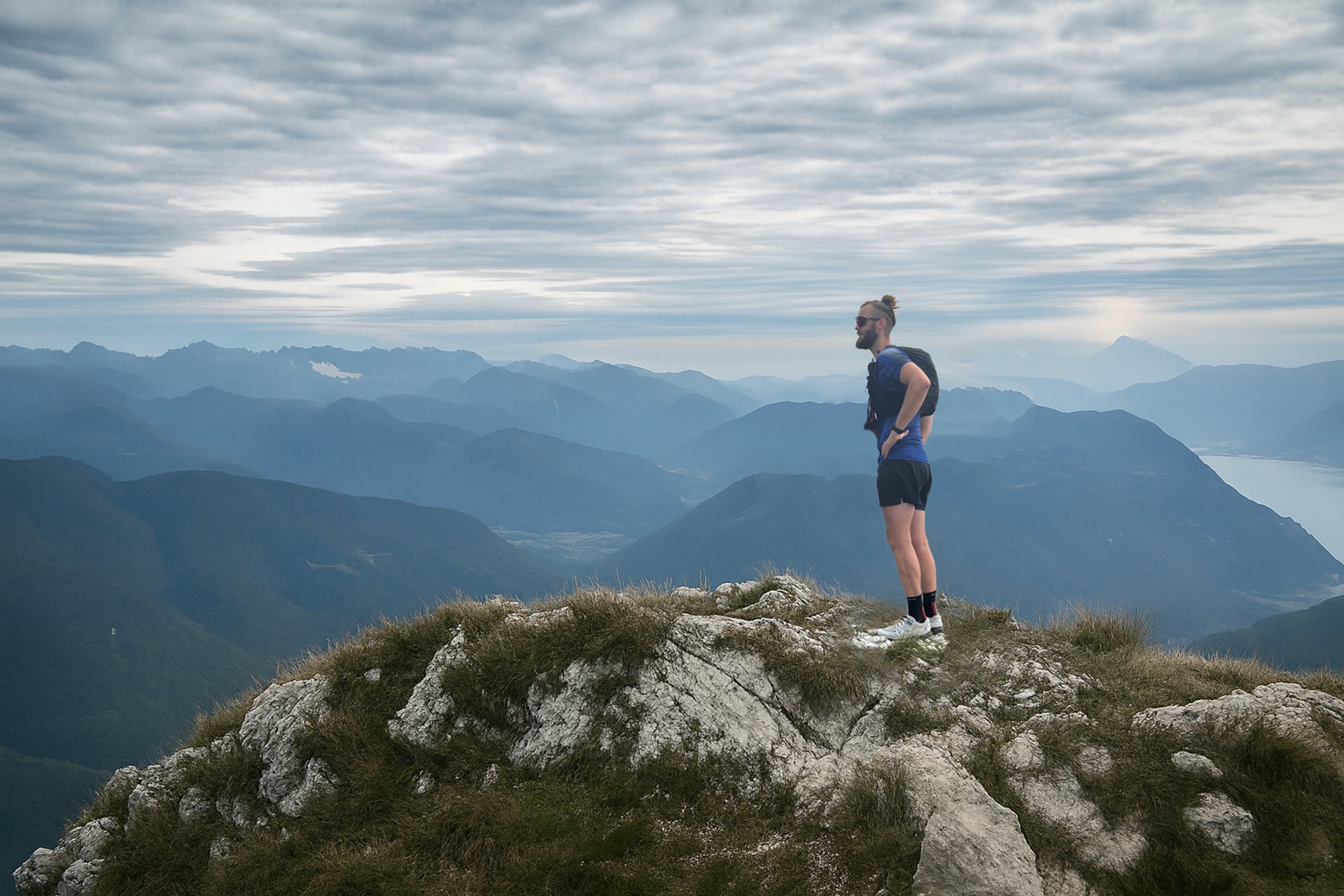 black and brown leather padded tub sofa