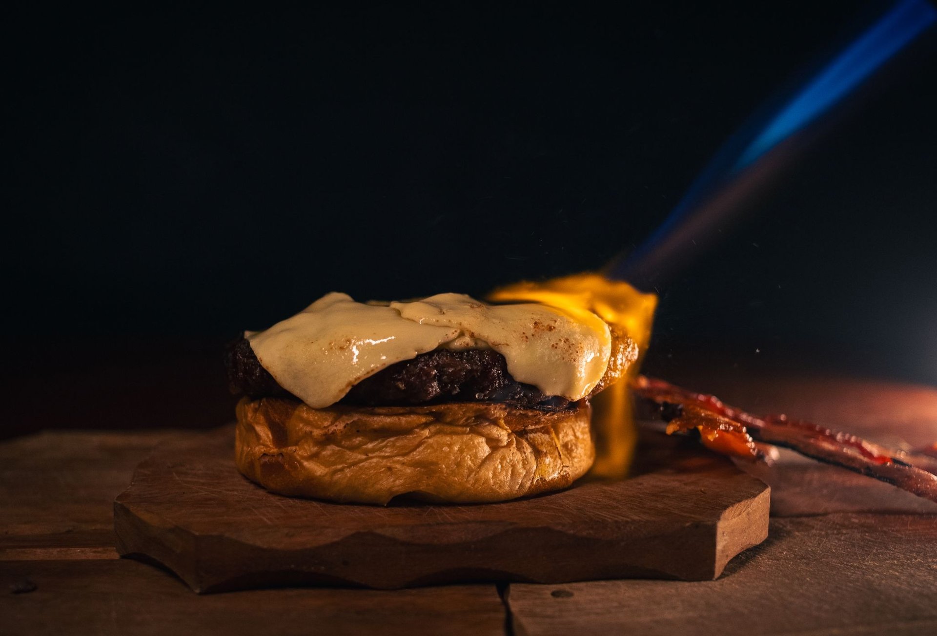 black and white bed linen