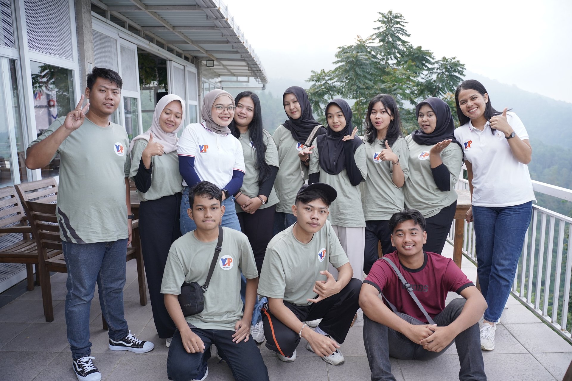 an abstract photo of a curved building with a blue sky in the background