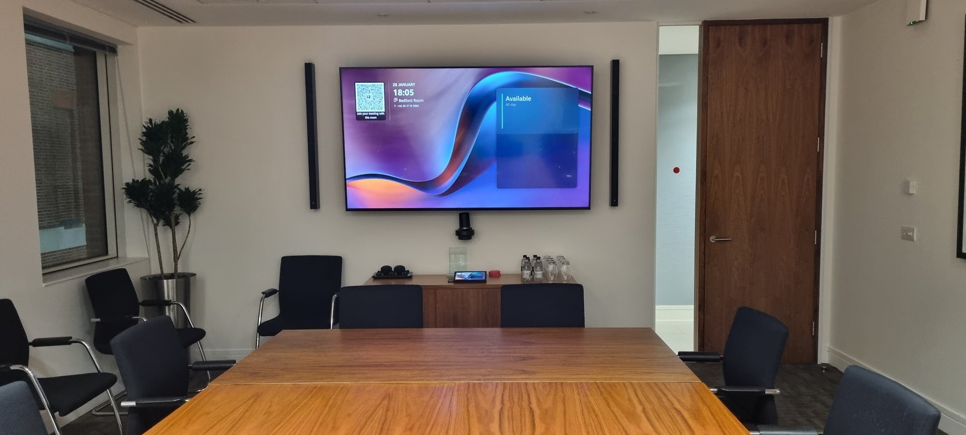 Samsung Terrace Outdoor TV
