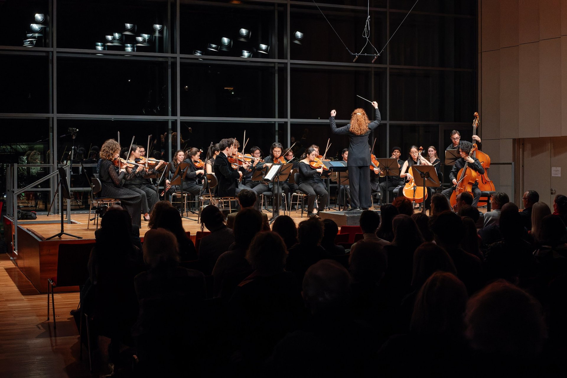 black and white bed linen