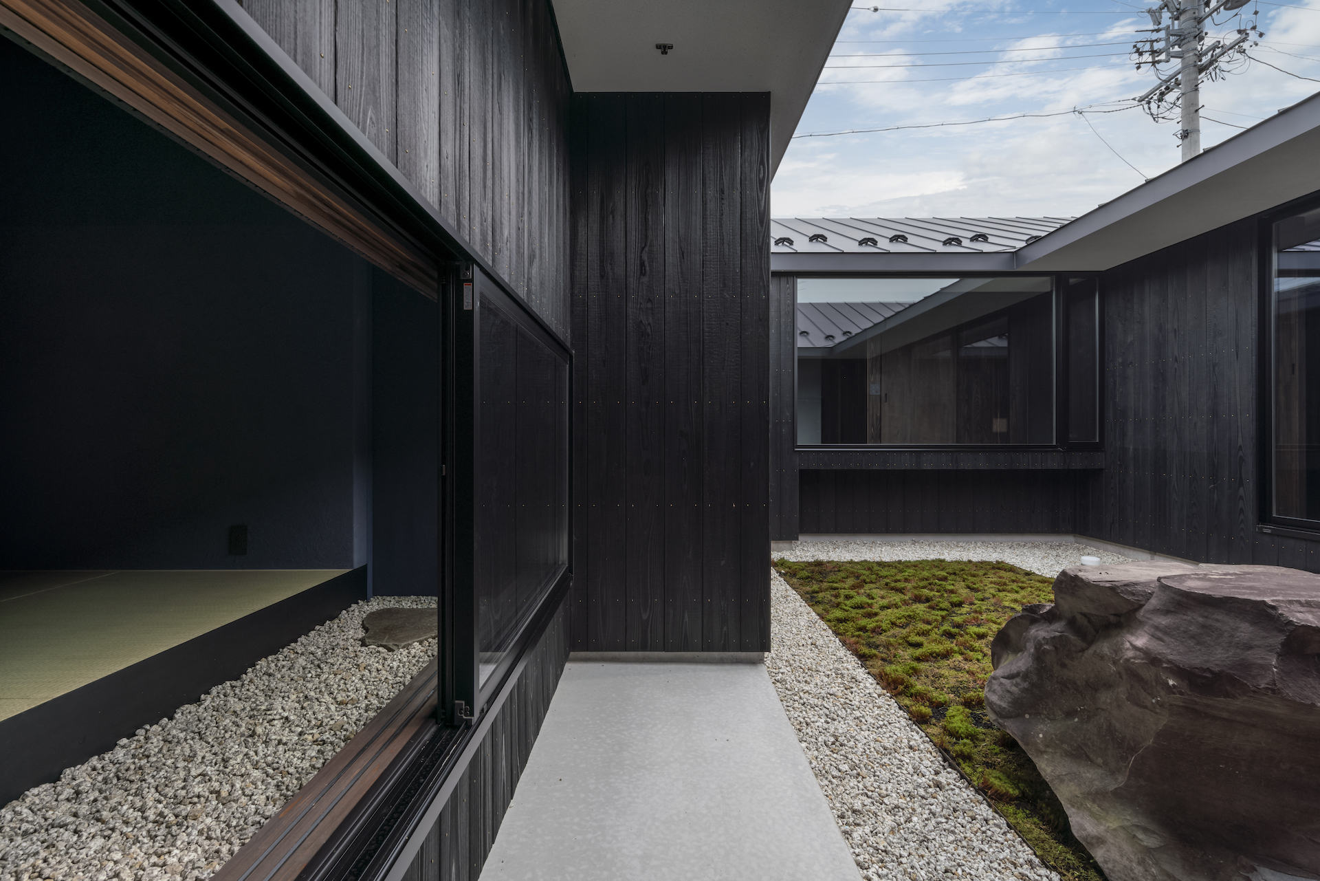 brown and gray wooden wall