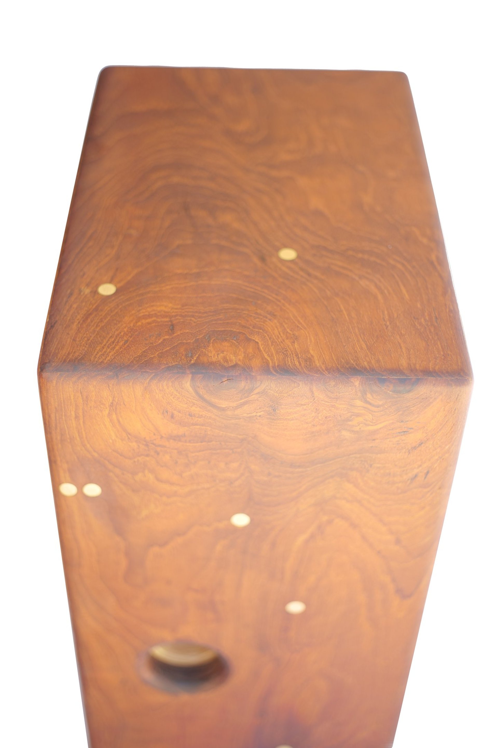 Fölkel Audio Constellation hi-fi speaker continuous grain flow detail