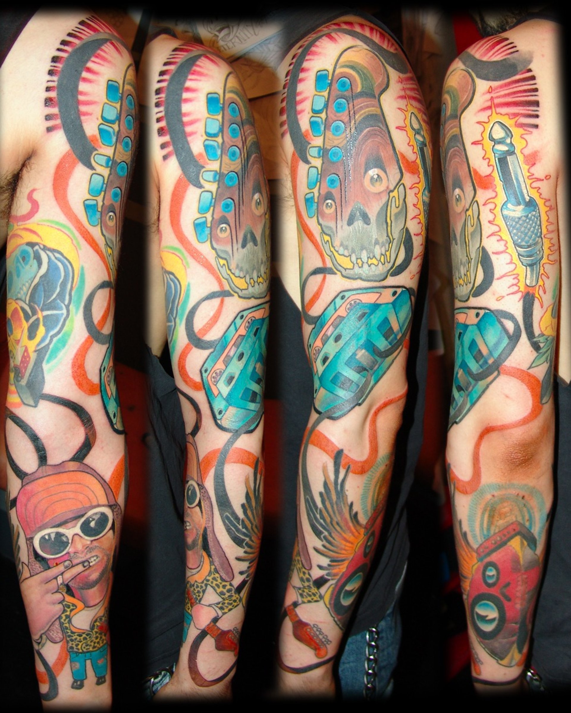 tatuaje brazo color cassete bafle guitarra jack punkotattooartist barcelona