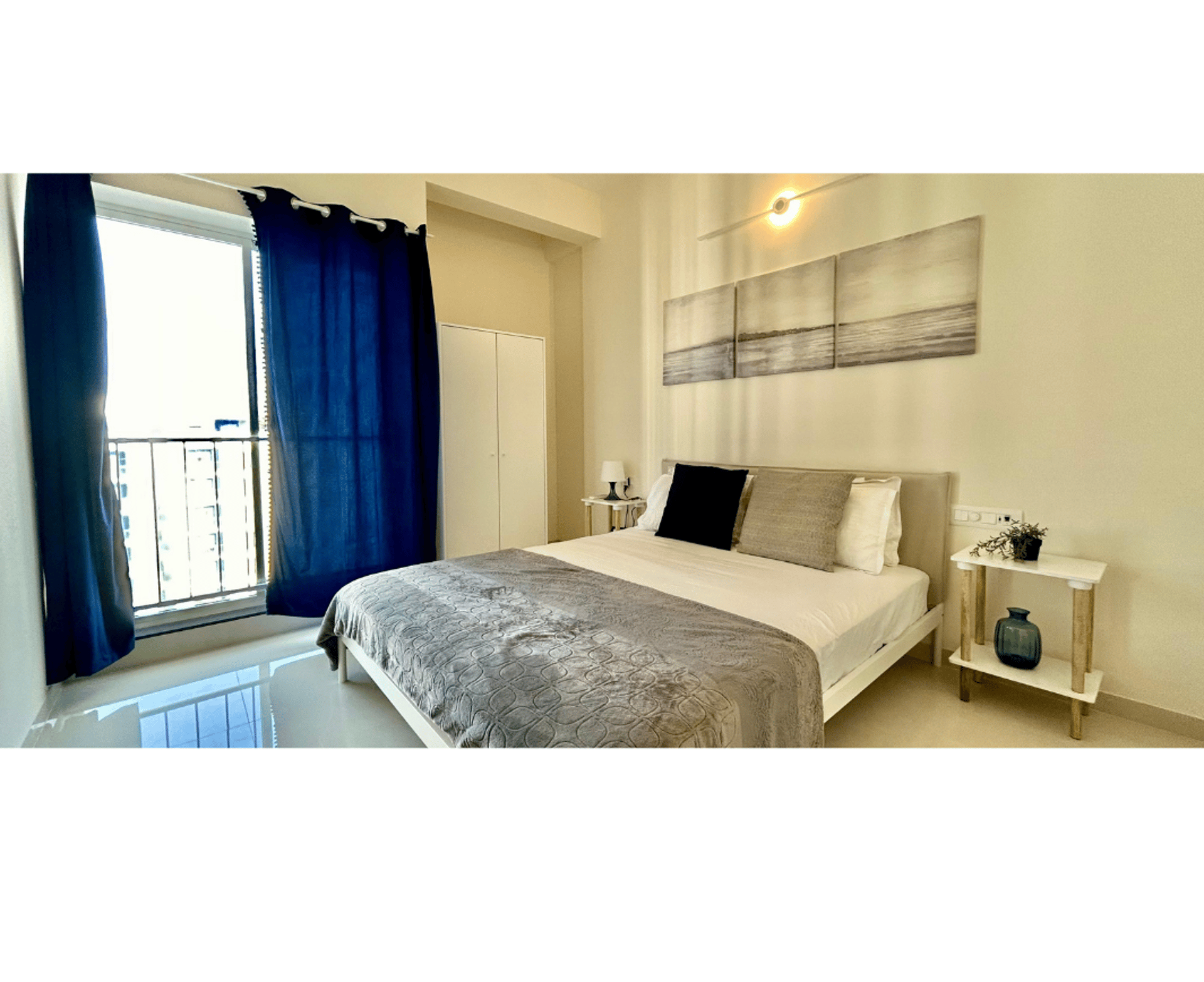 black and white bed linen