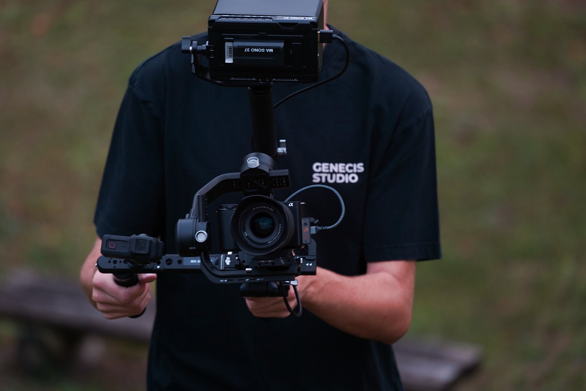 Vidéaste pour entreprise à tours studio de production audiovisuelle