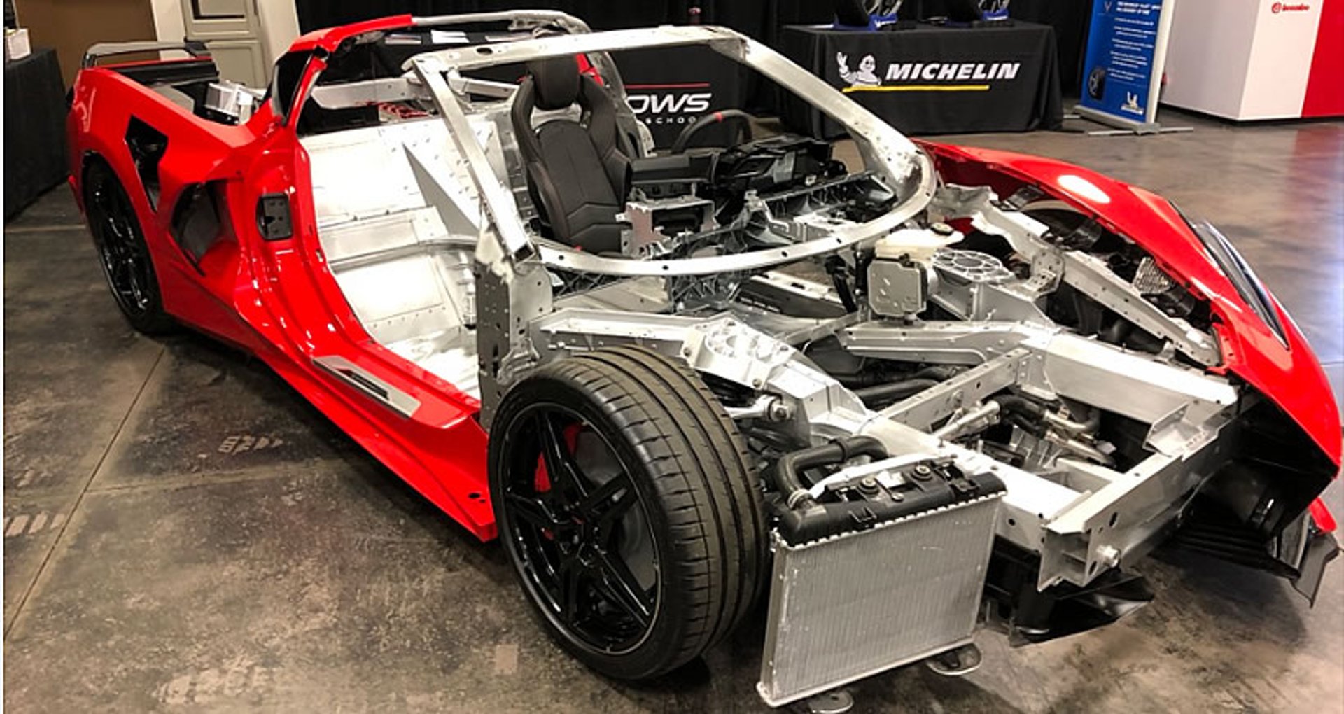 black and white bed linen