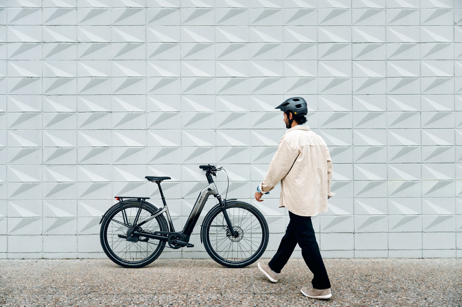 black and brown leather padded tub sofa