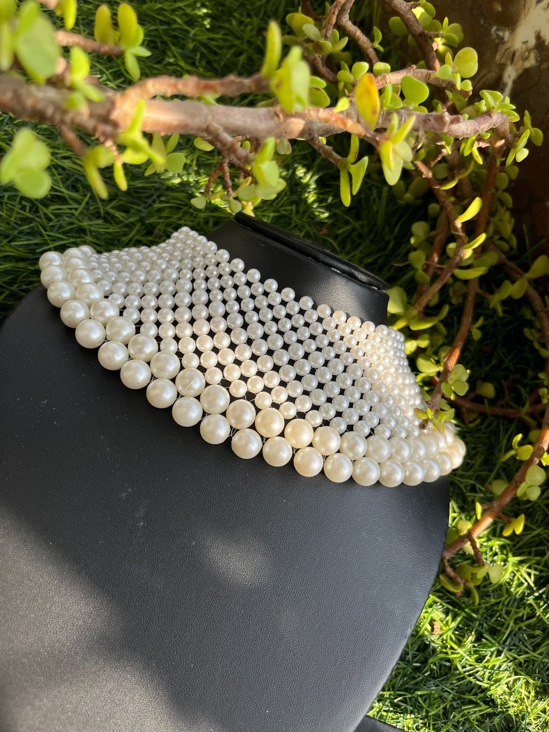 black and white bed linen