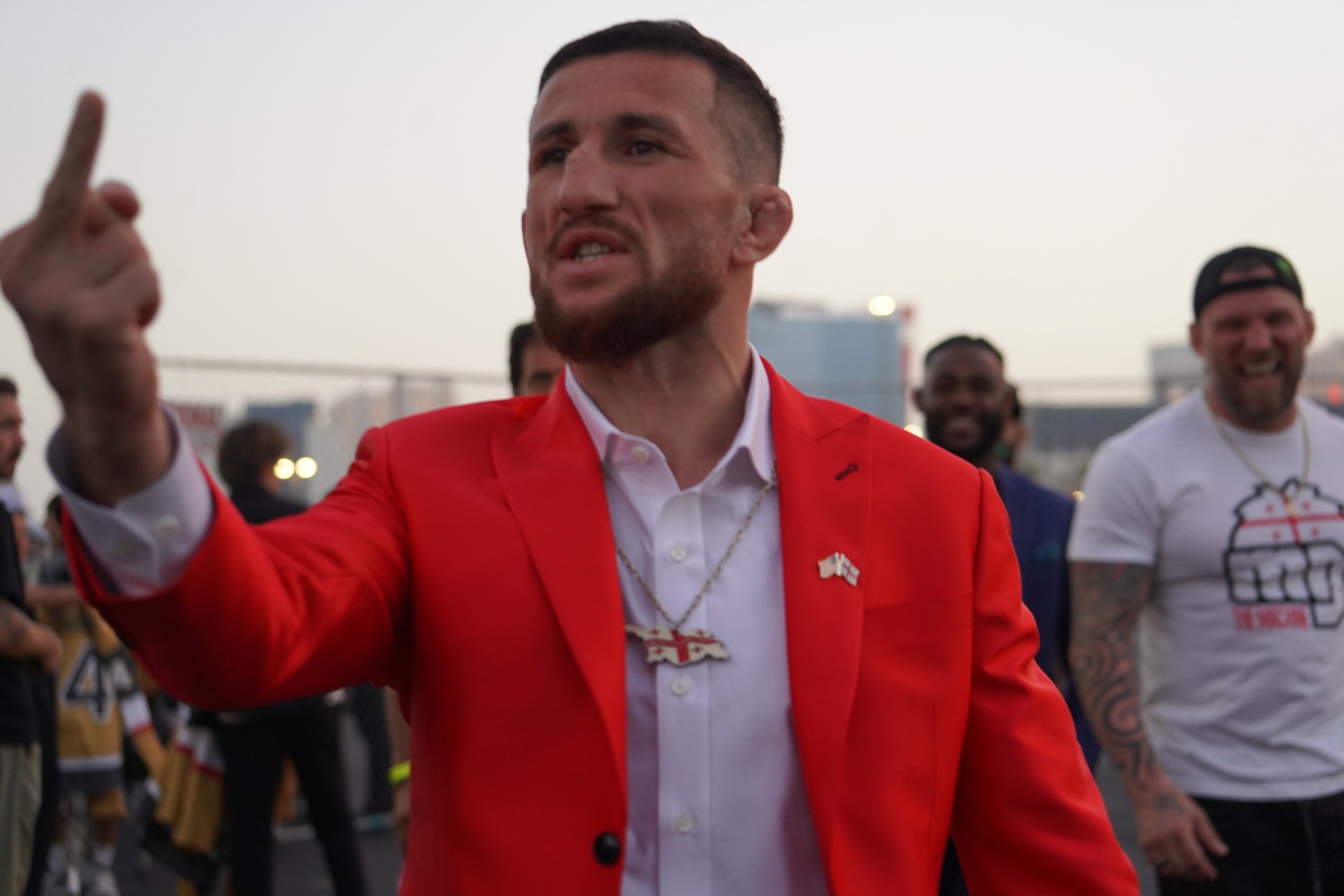 gray computer monitor