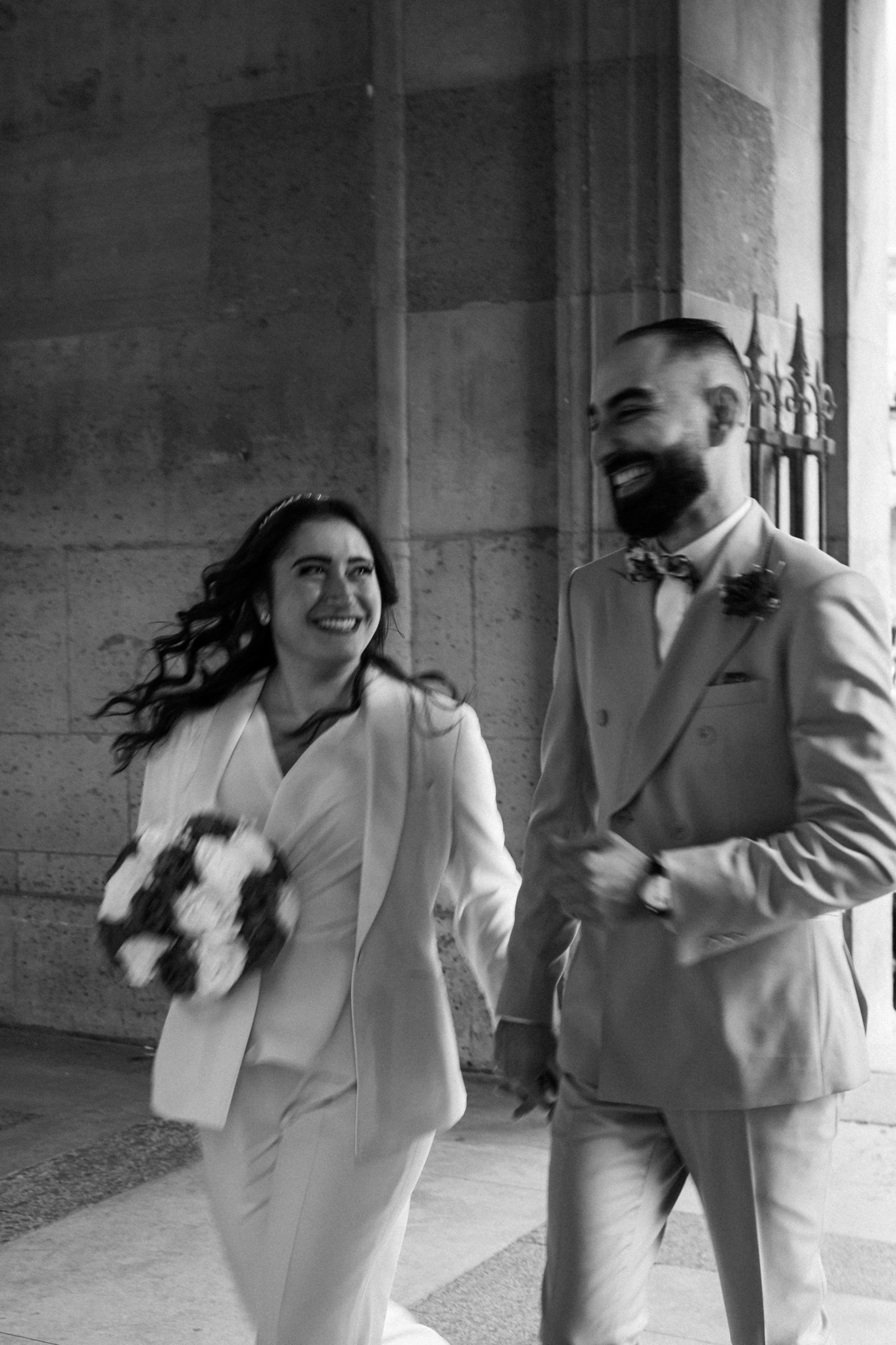 black and white bed linen