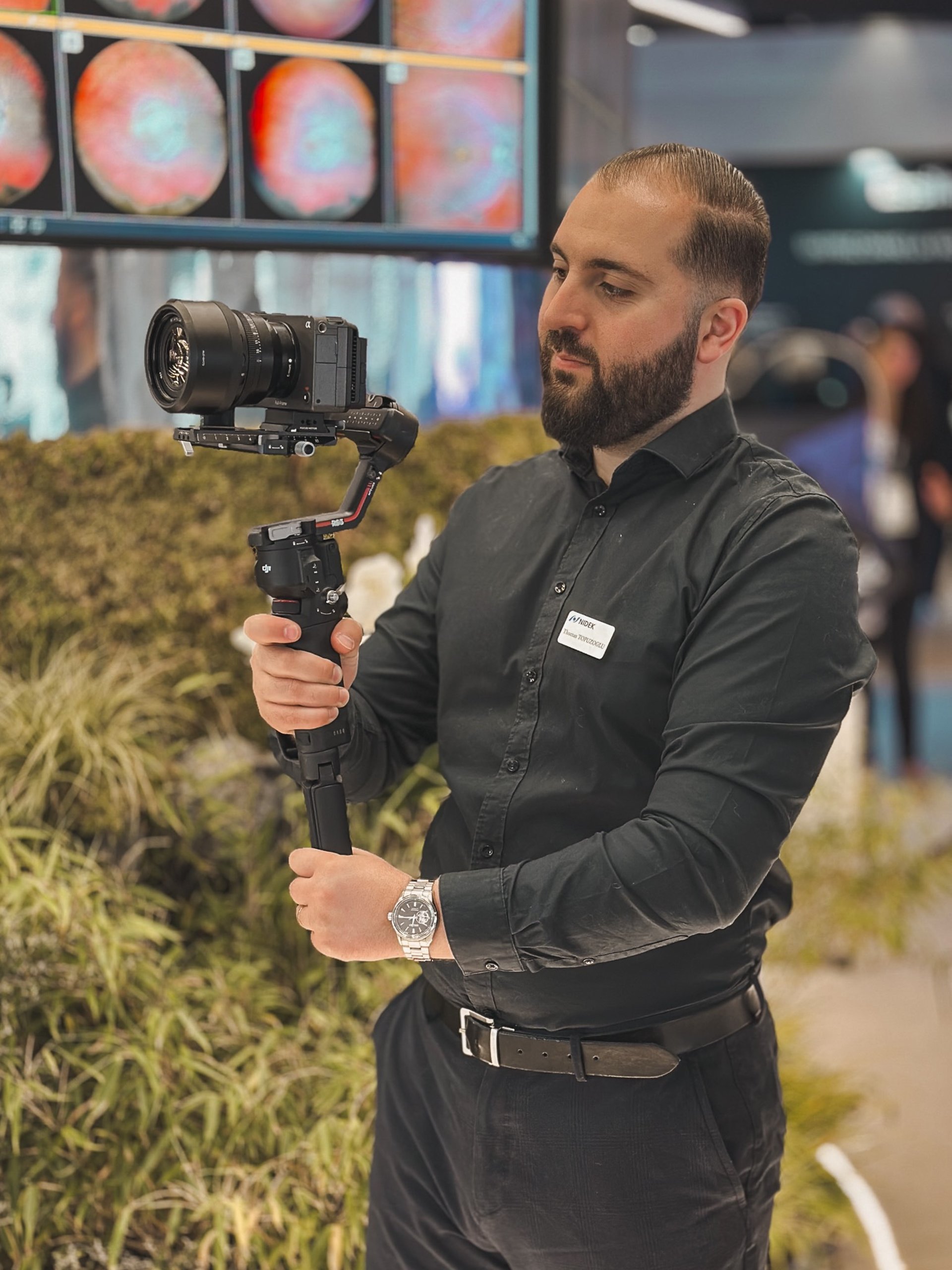 an abstract photo of a curved building with a blue sky in the background