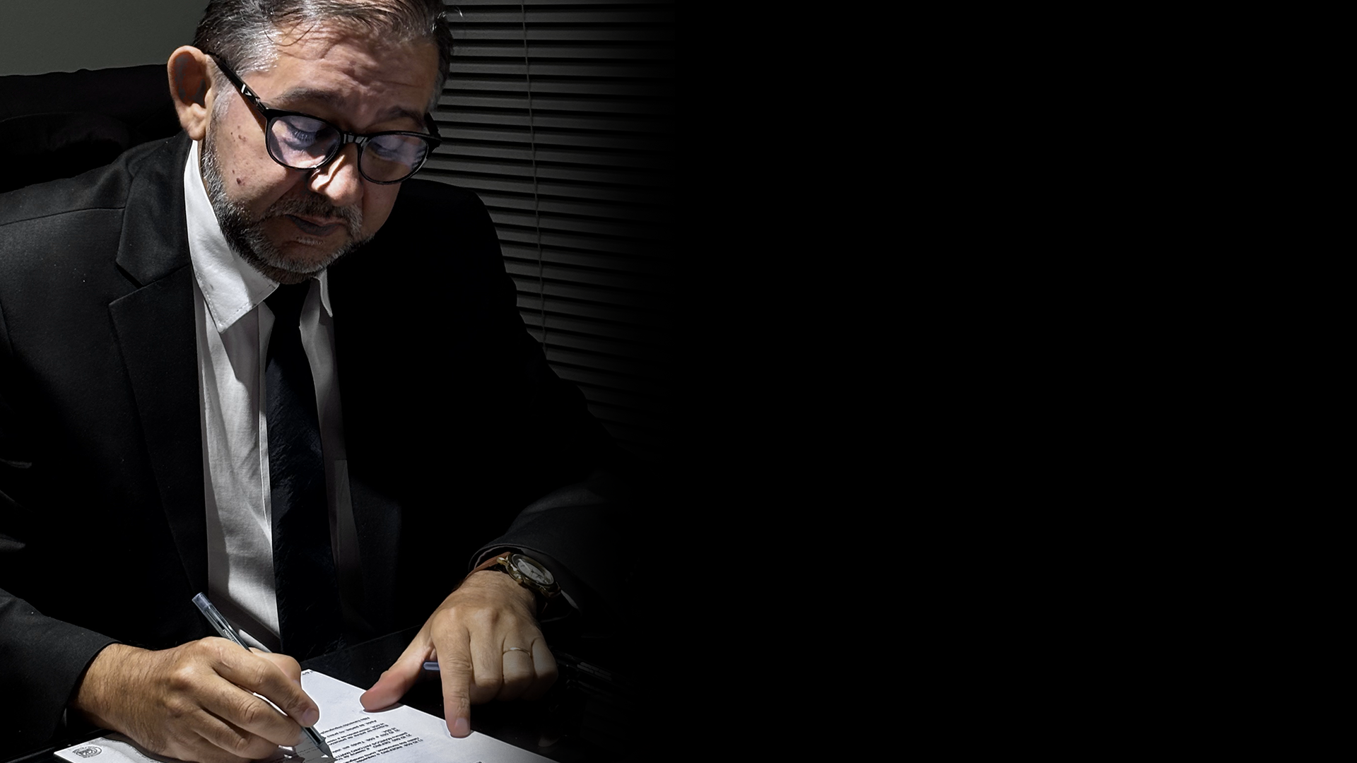 grayscale photo of building