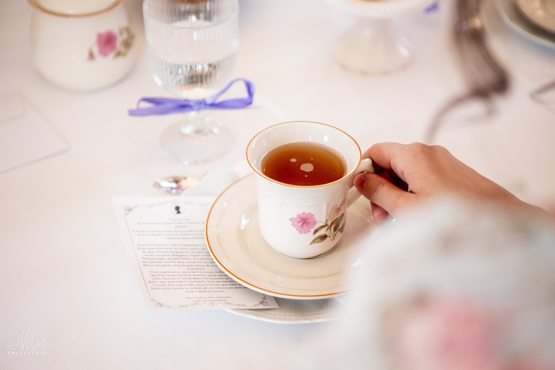 black and white bed linen