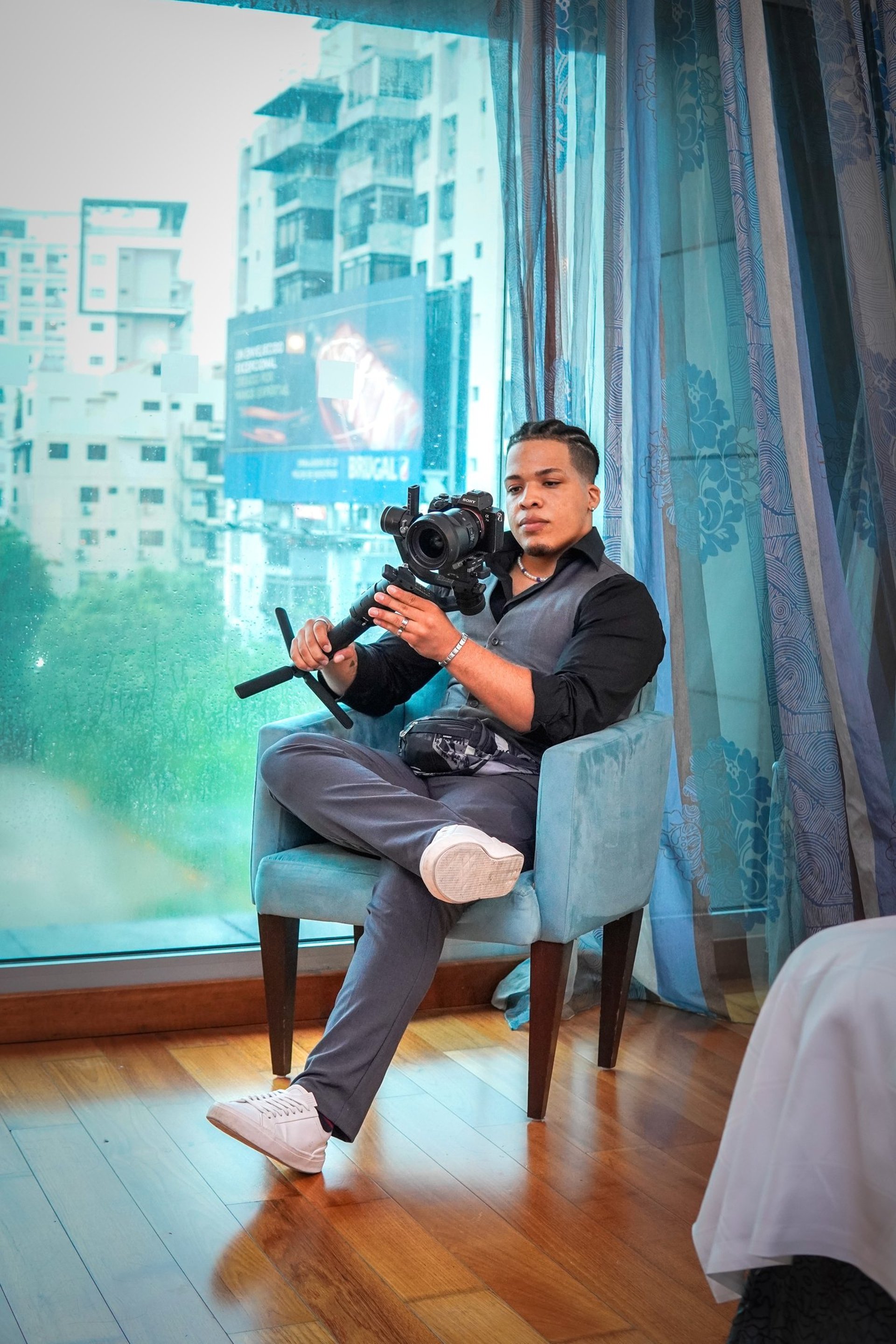 black and white bed linen