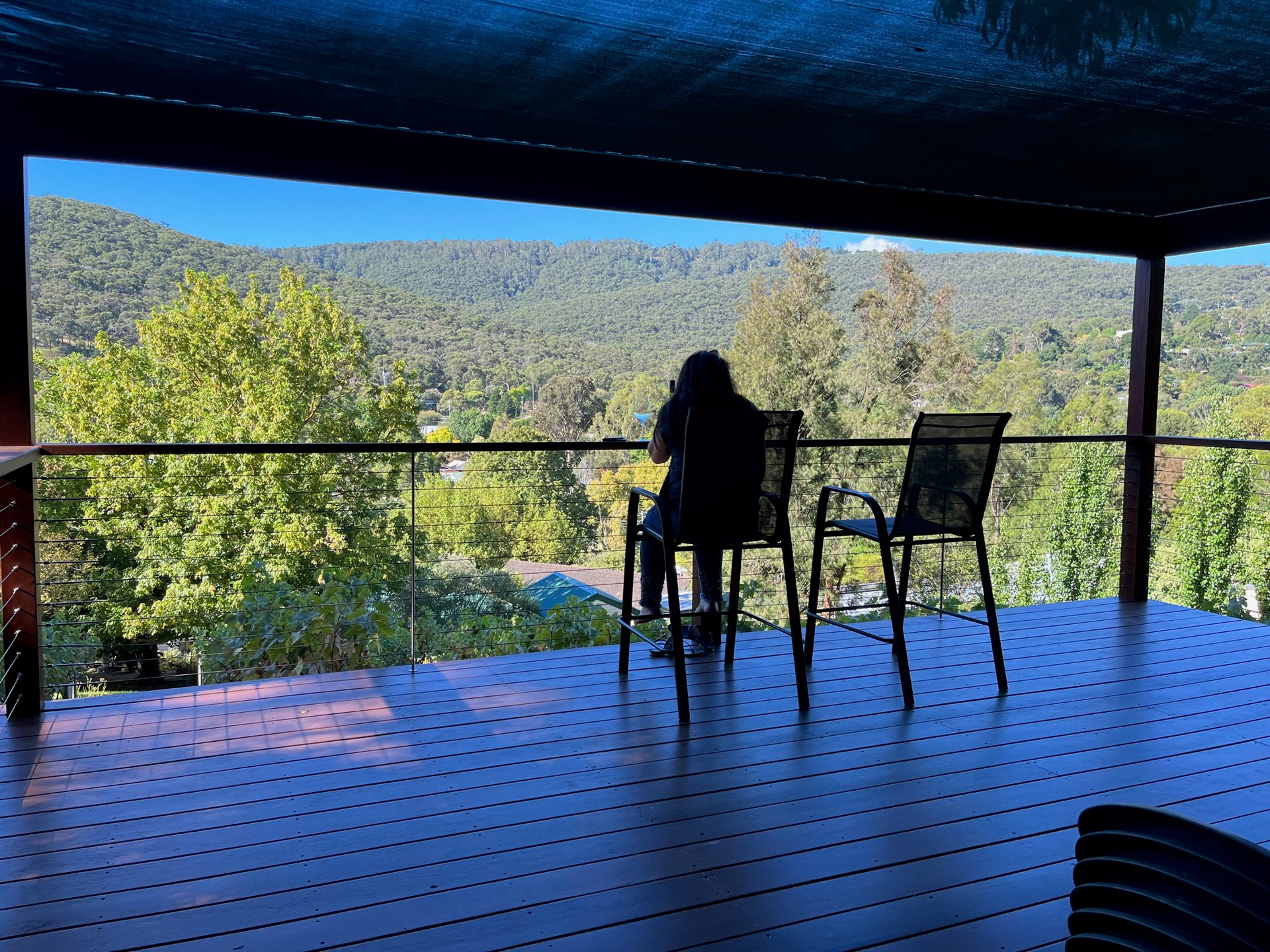 black and brown leather padded tub sofa