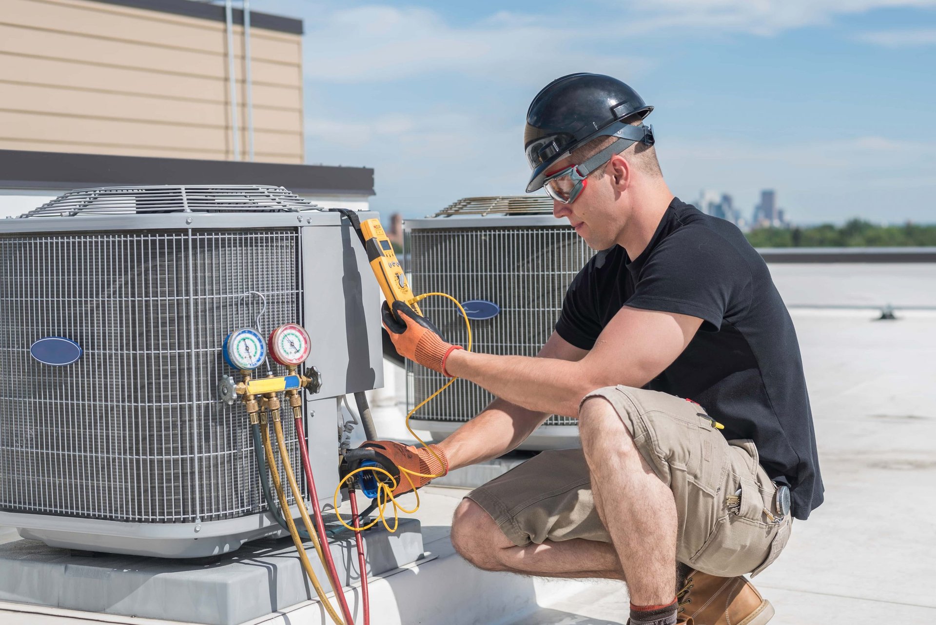 a large air conditioner sitting on top of a roof