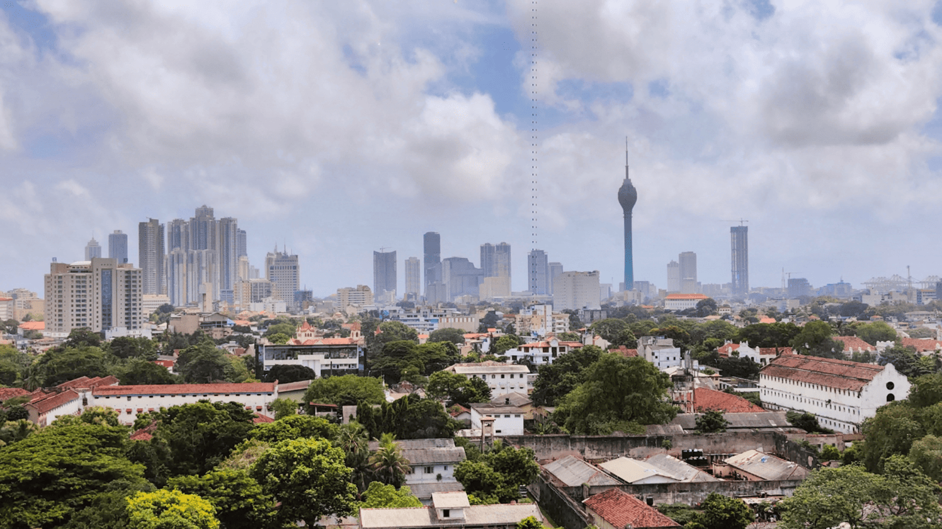 gray computer monitor