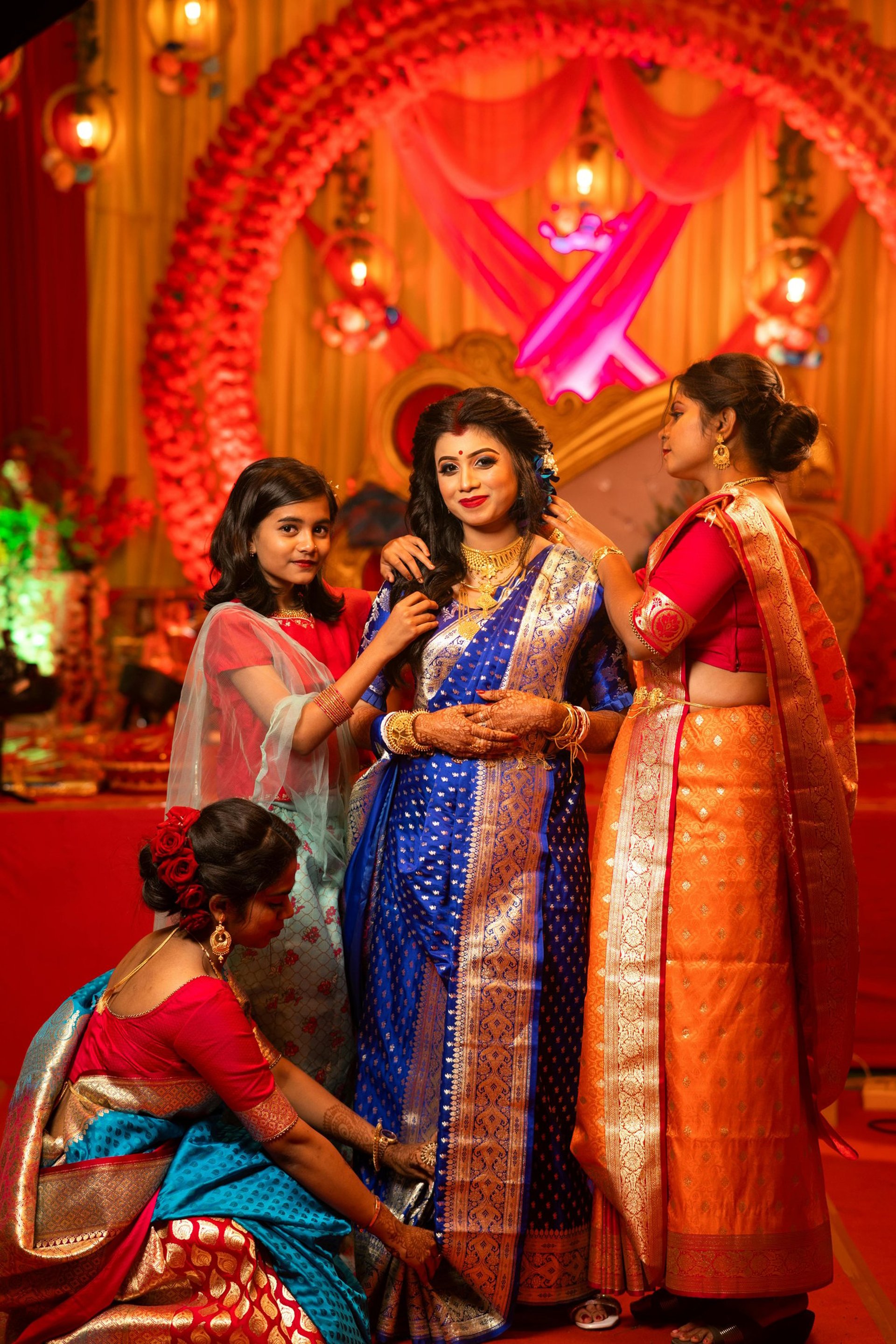 black and white bed linen