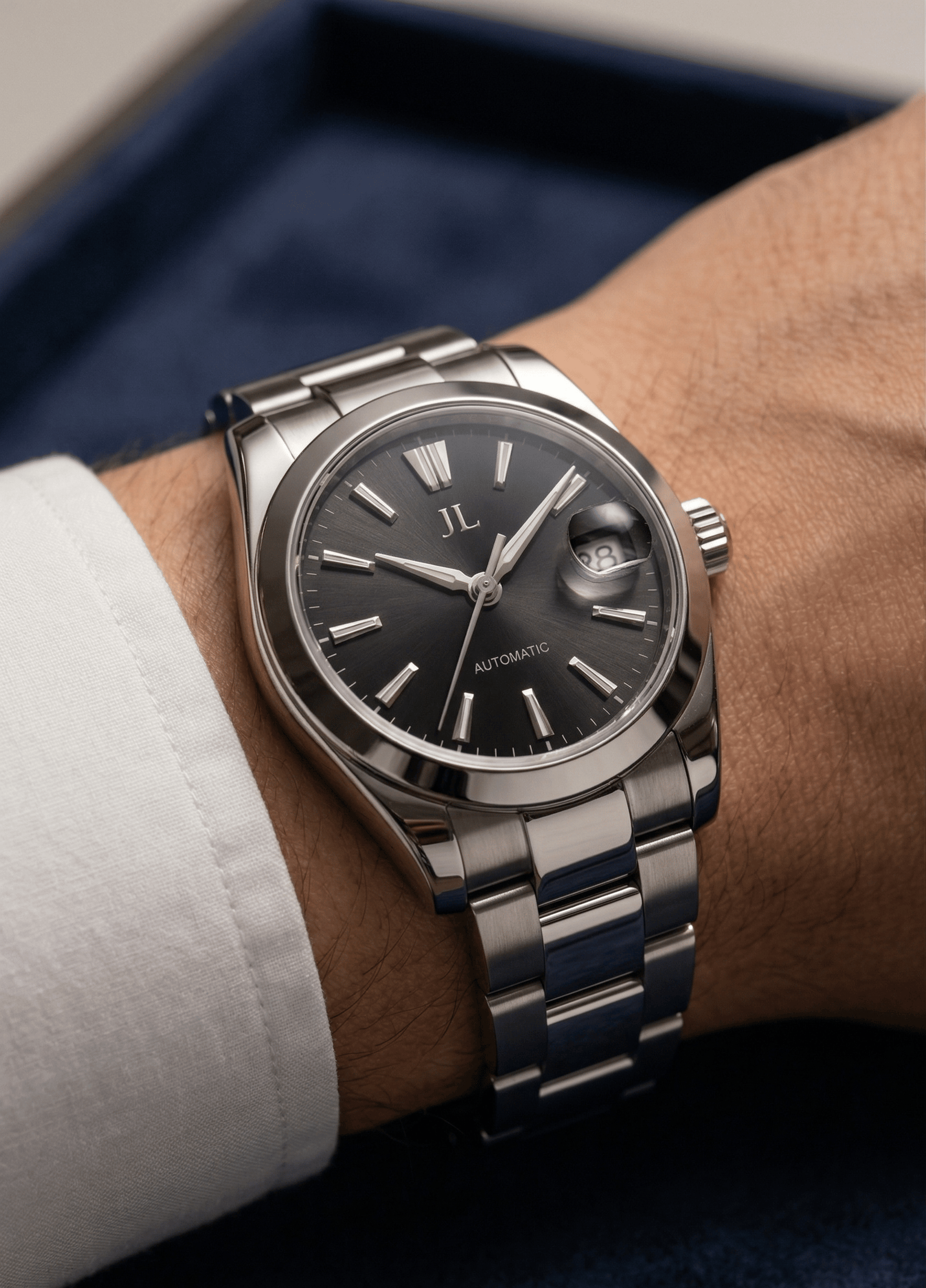 black and white bed linen