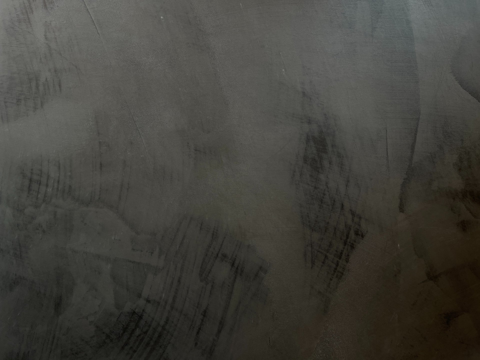 Microcemento Gris, Aplicación sobre muro