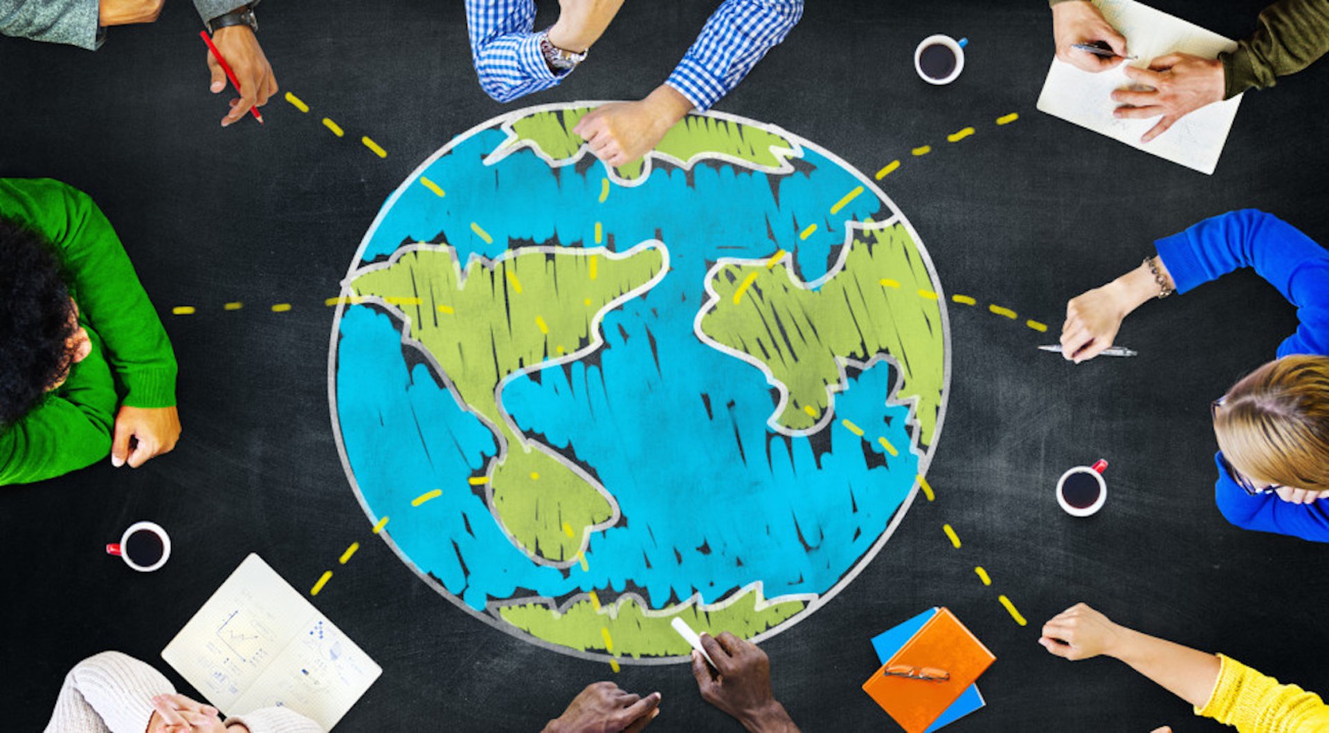 black and white bed linen