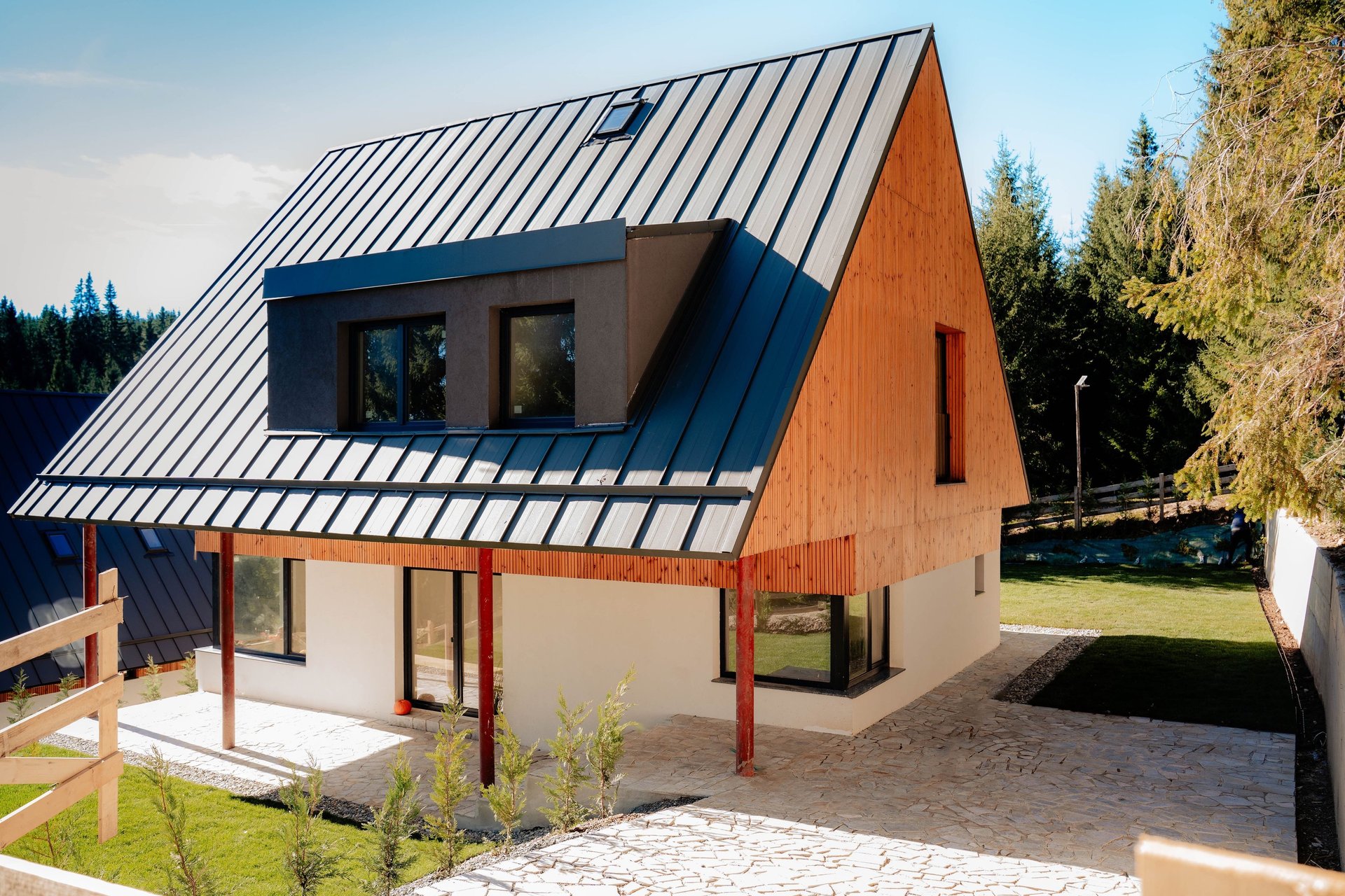 black and white bed linen