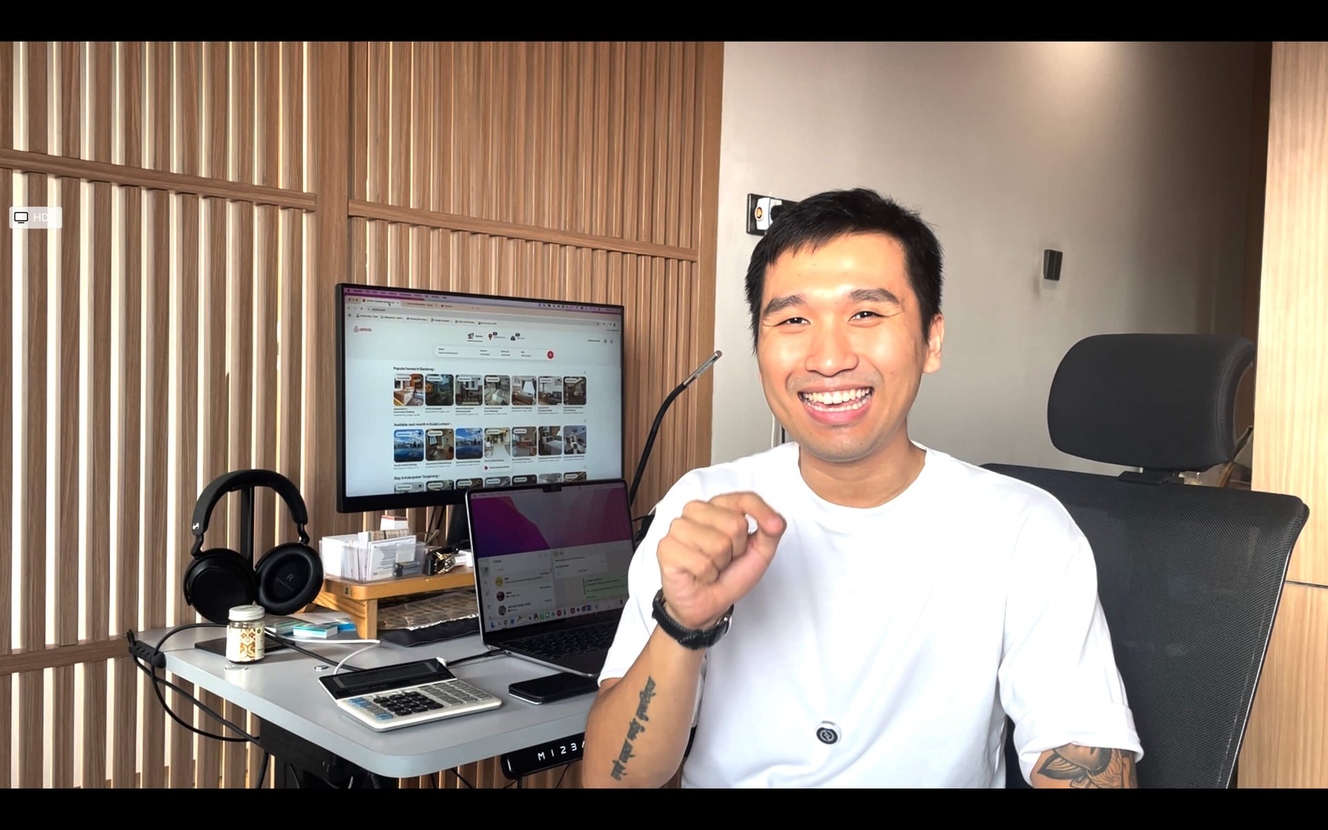 black and white bed linen