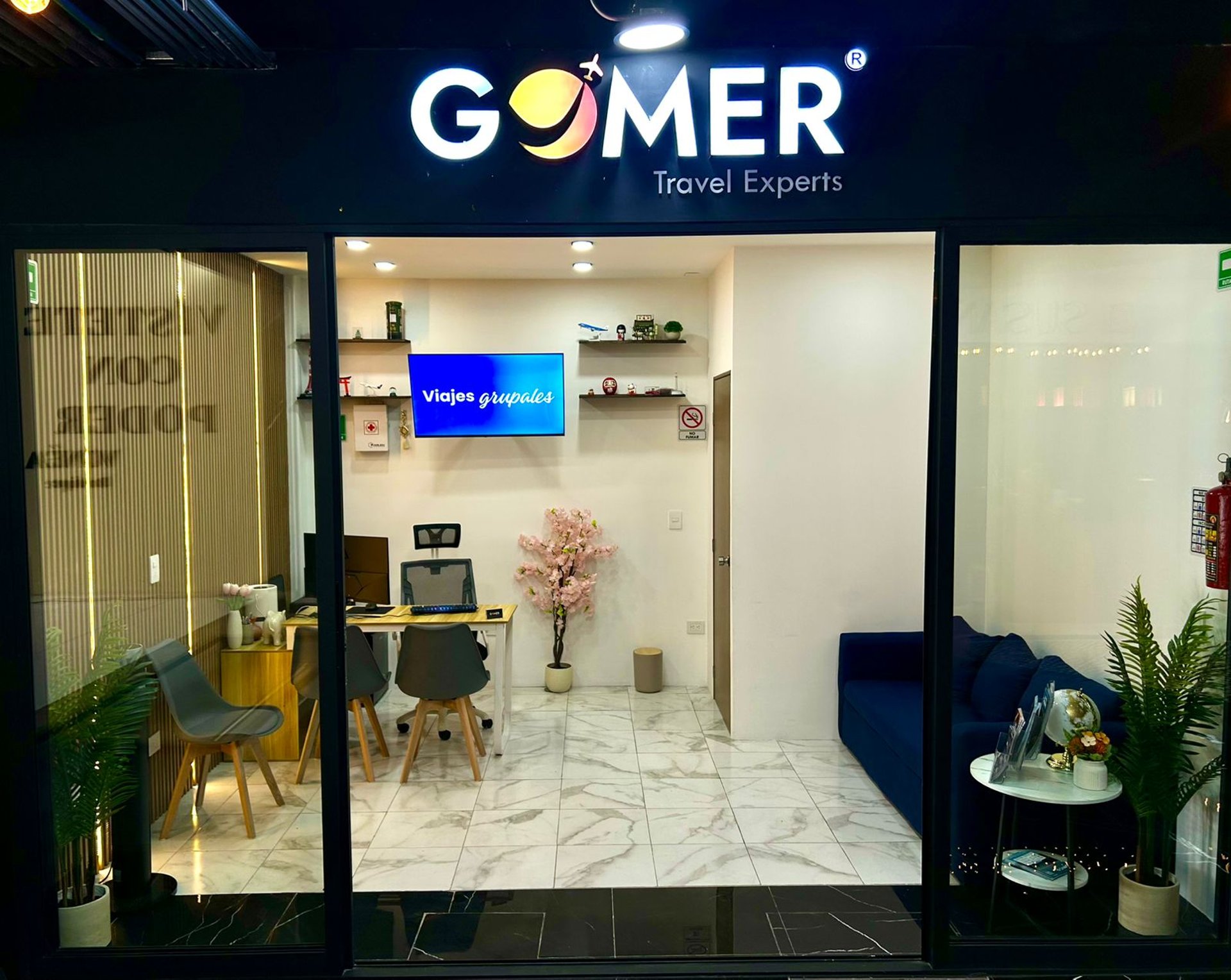 black and brown leather padded tub sofa