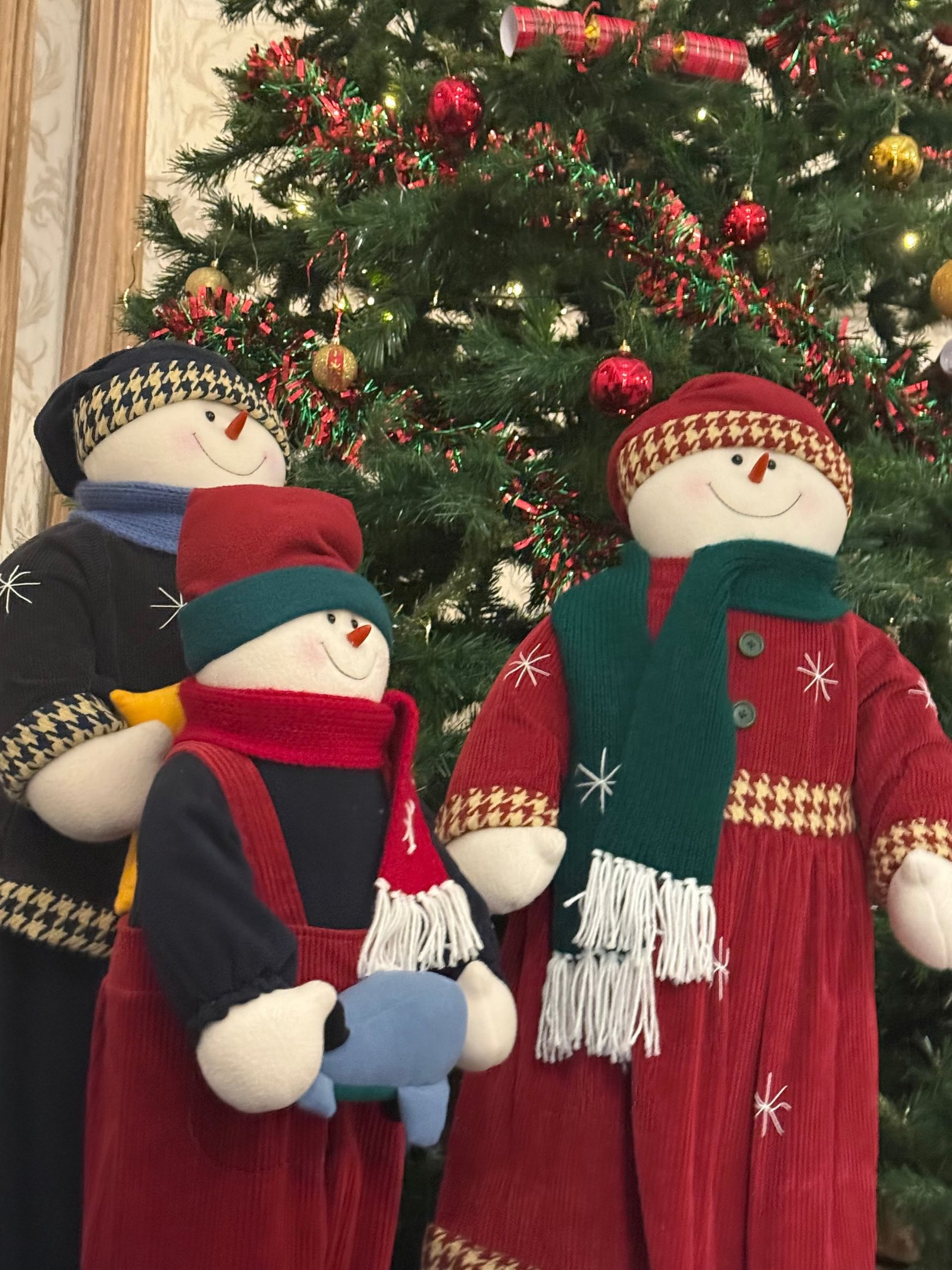 black and brown leather padded tub sofa