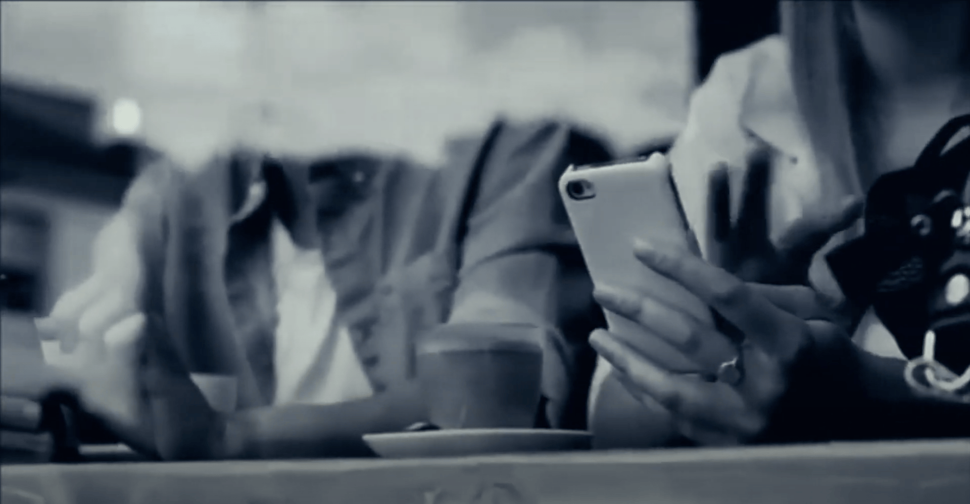 black and white bed linen