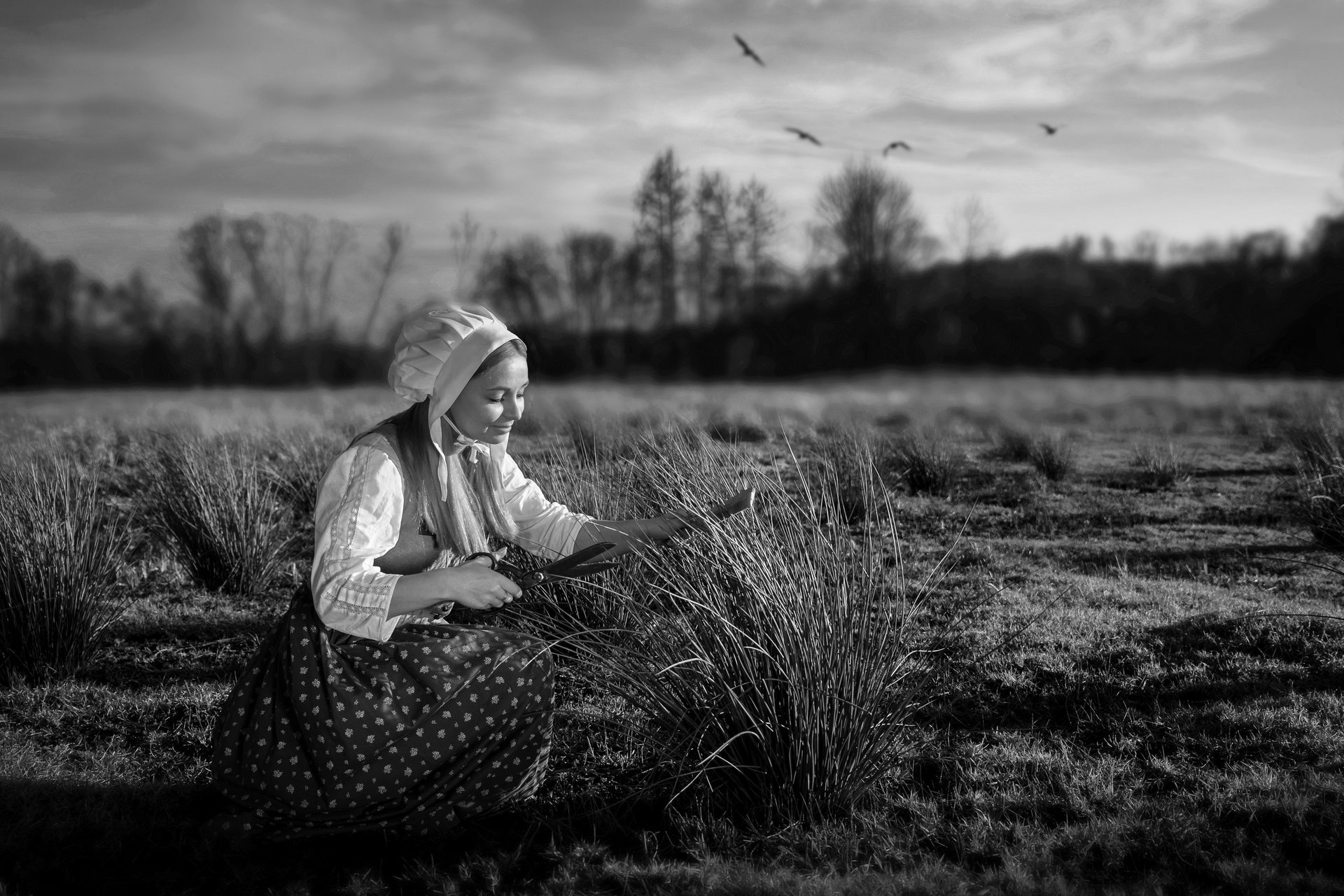 black and white bed linen