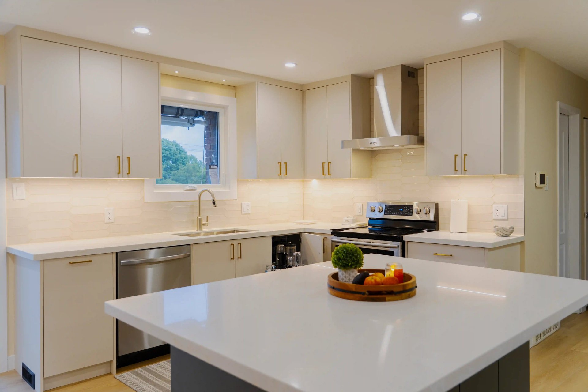 an abstract photo of a curved building with a blue sky in the background
