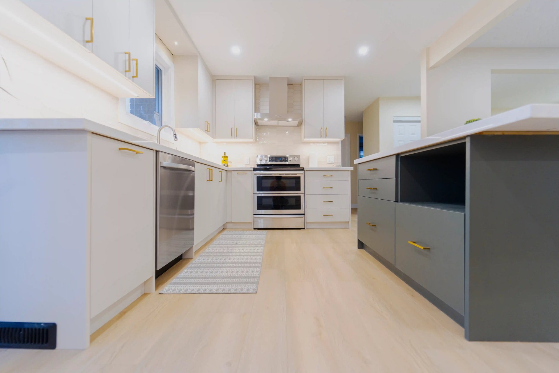 an abstract photo of a curved building with a blue sky in the background