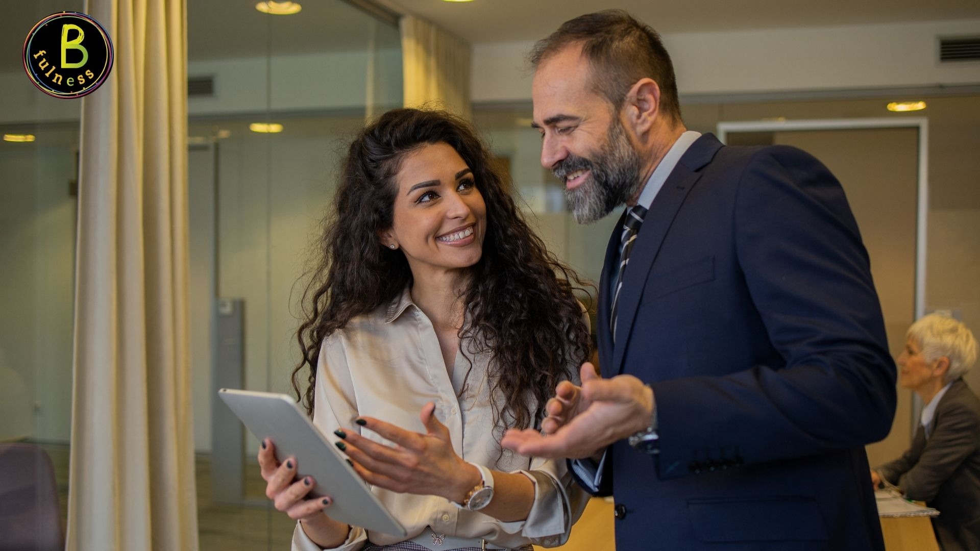 gray computer monitor