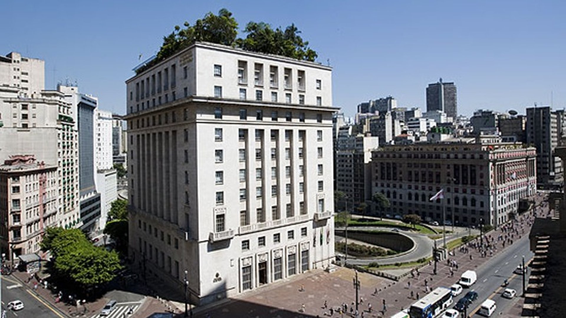 black and brown leather padded tub sofa