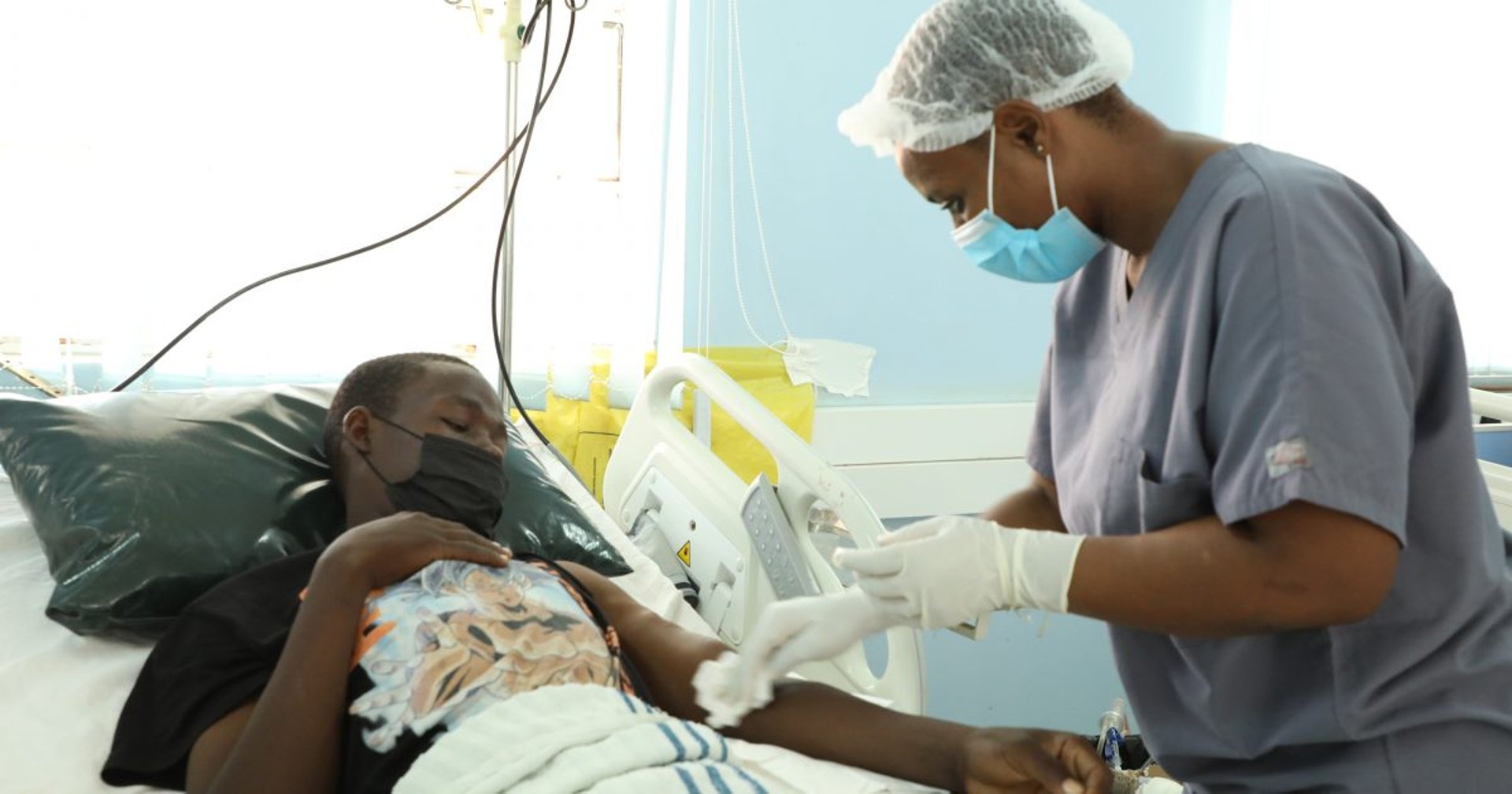 dialysis-patient-using-oem-quality-consumables-shk-medical