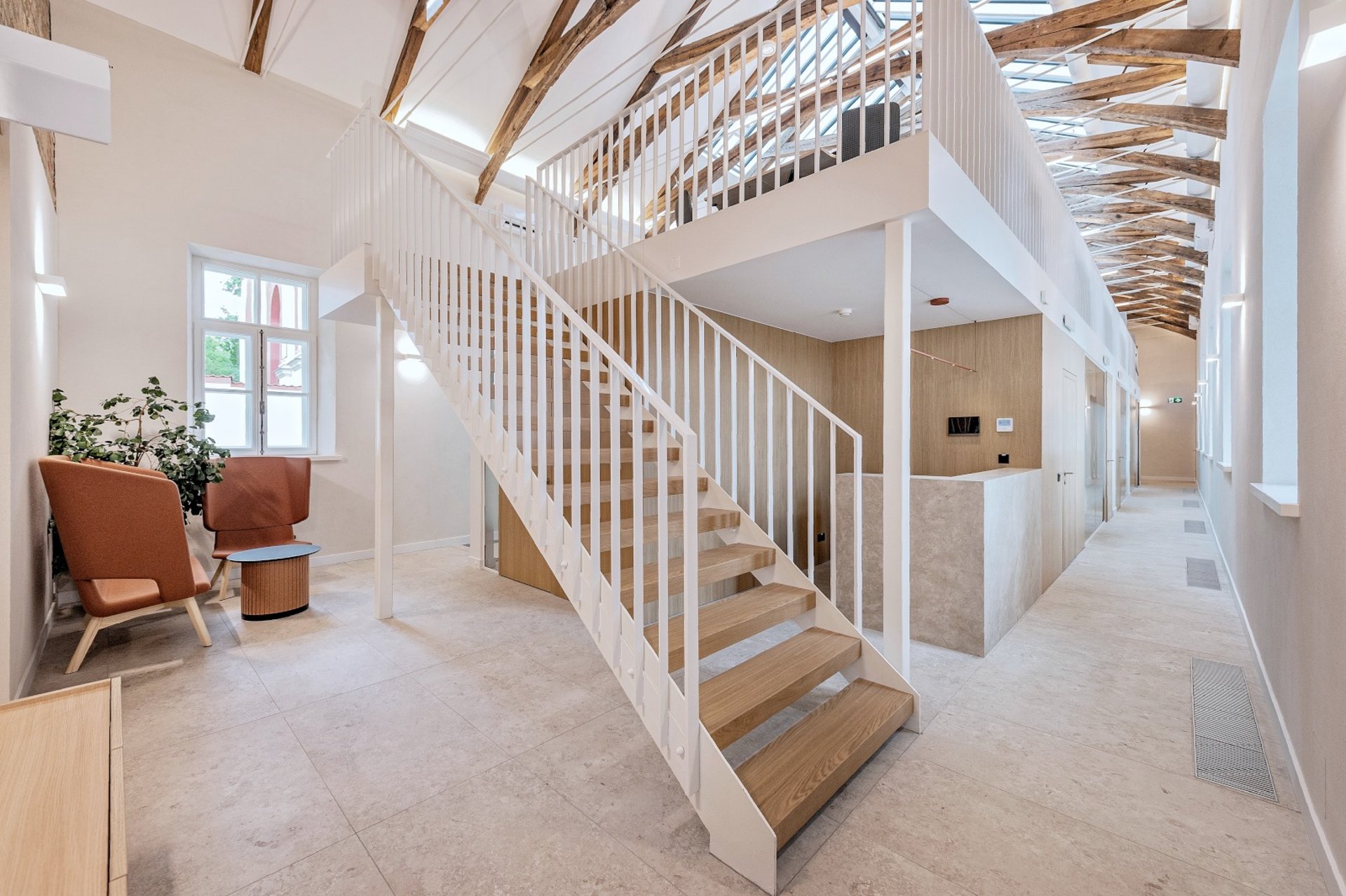 biuro interjeras interjero projektavimas komerciniai interjerai 