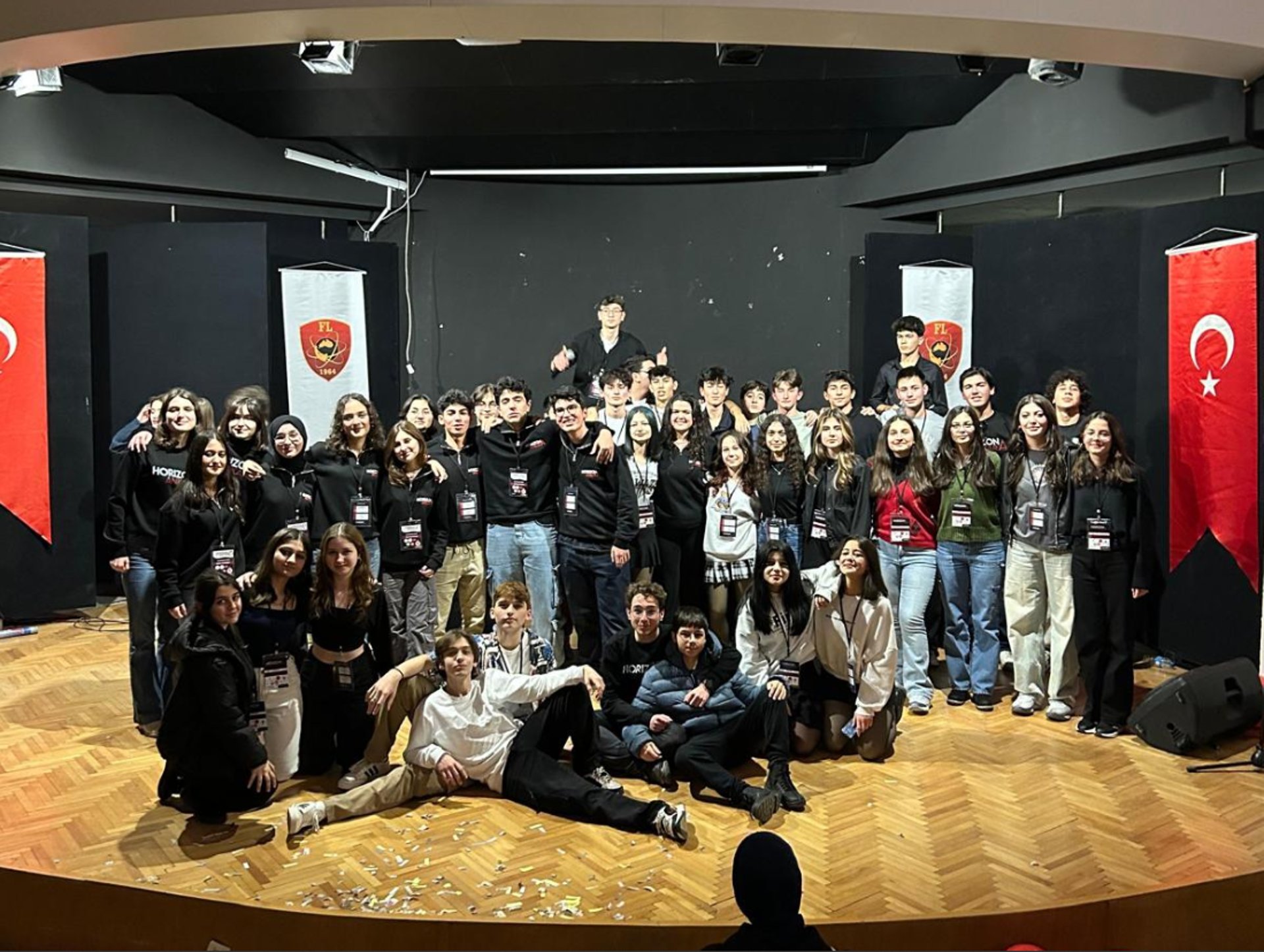 black and white bed linen