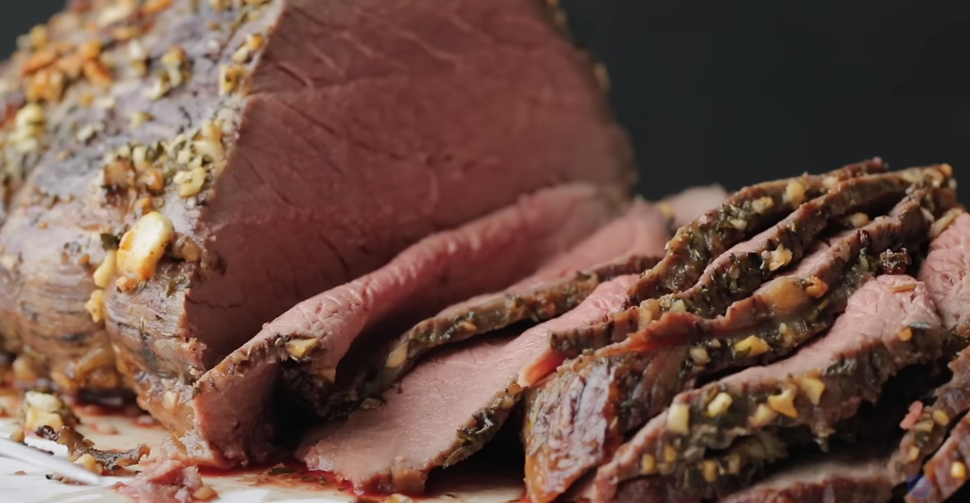 Easy Roast Beef Recipe with Rich Beef Gravy