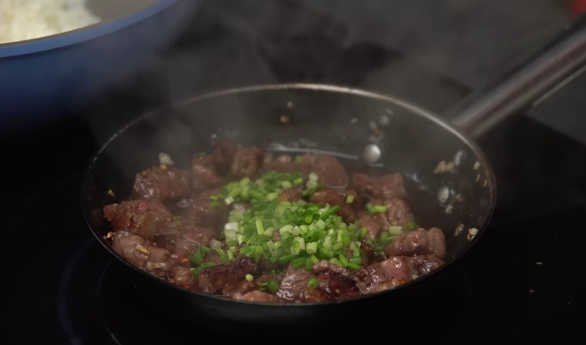 Filipino-Style Beef Salpicao – A Quick & Flavorful Recipe