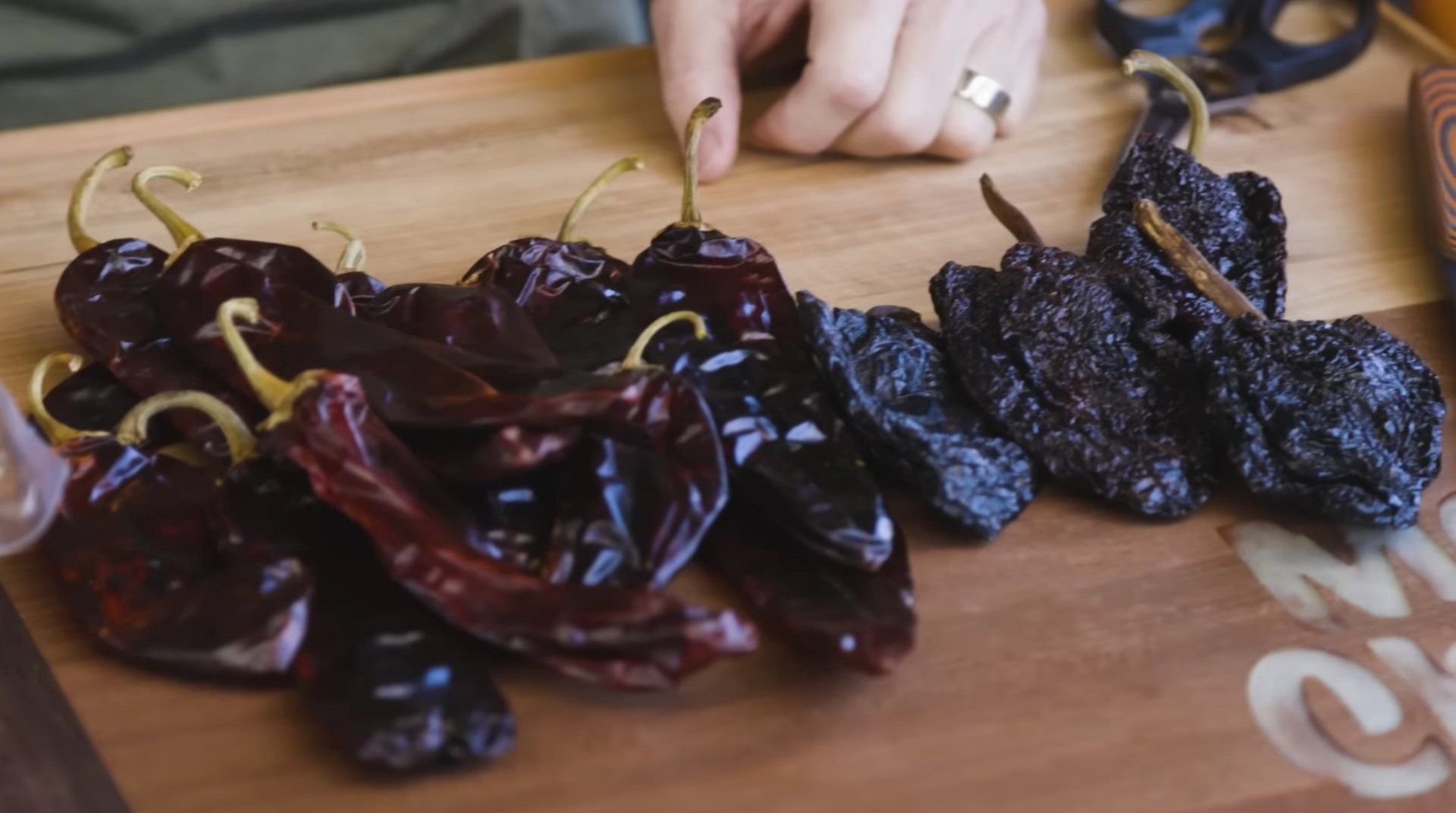 Traditional Texas Red Chili Recipe: A Hearty, No-Bean Classic