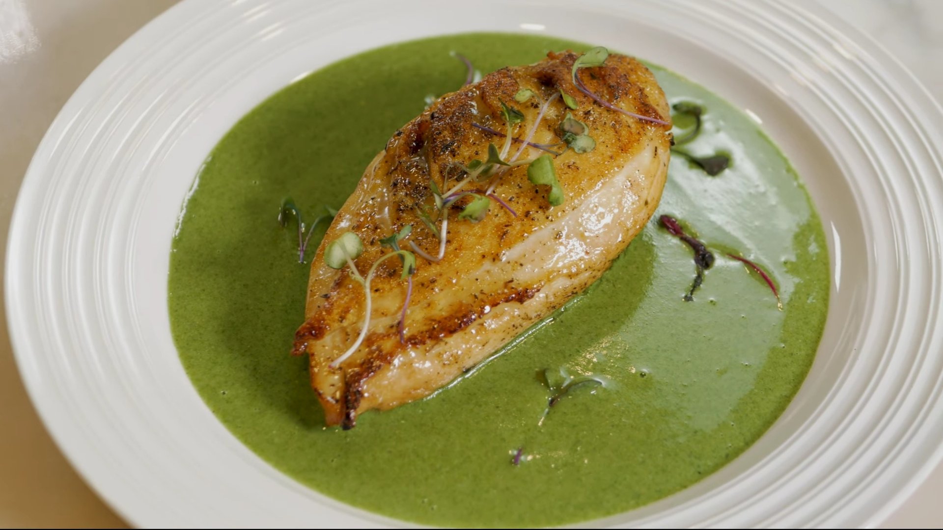 How to Make Herb Velouté Sauce with Chicken Breast