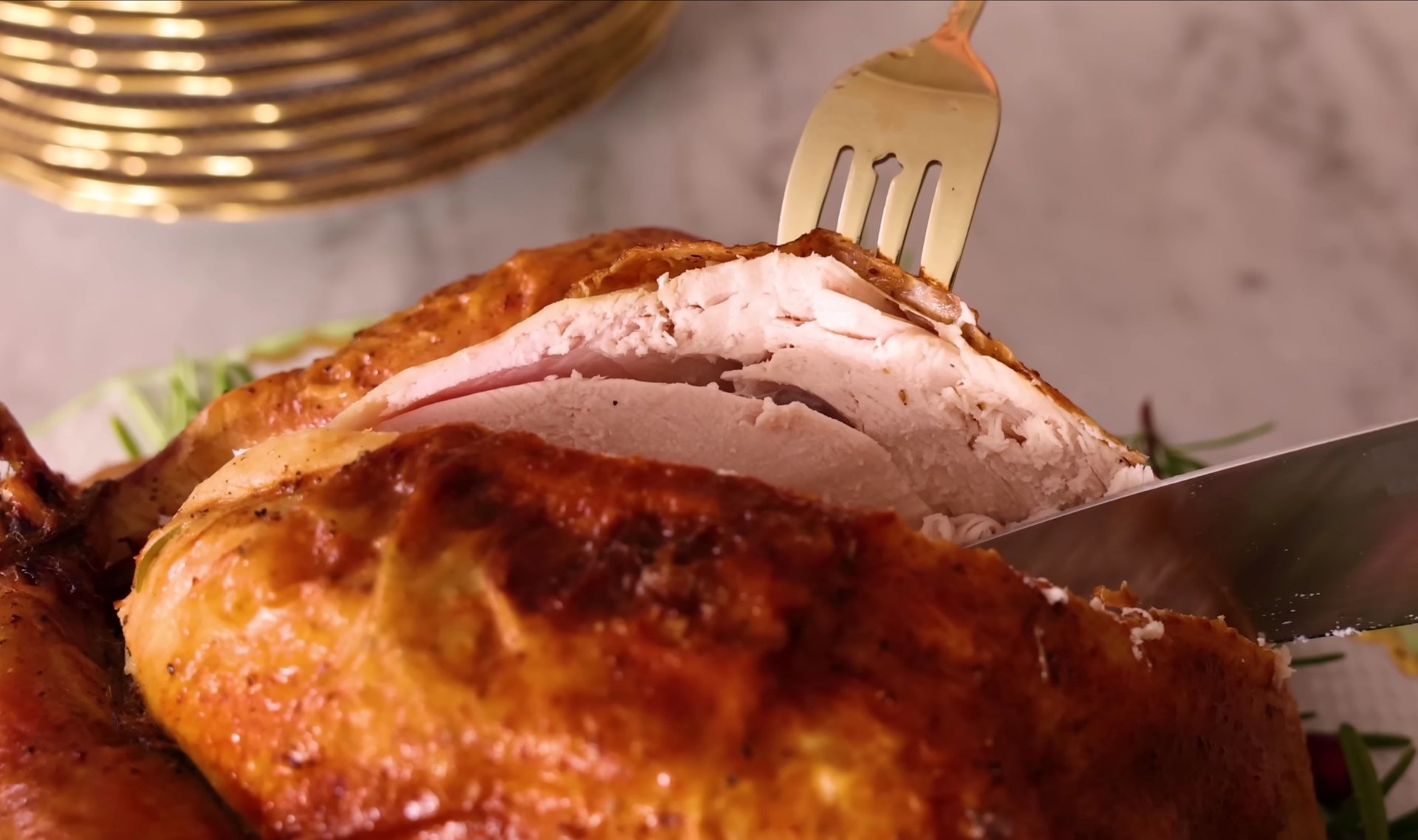 How to Cook the Perfect Turkey: Tips & Tricks