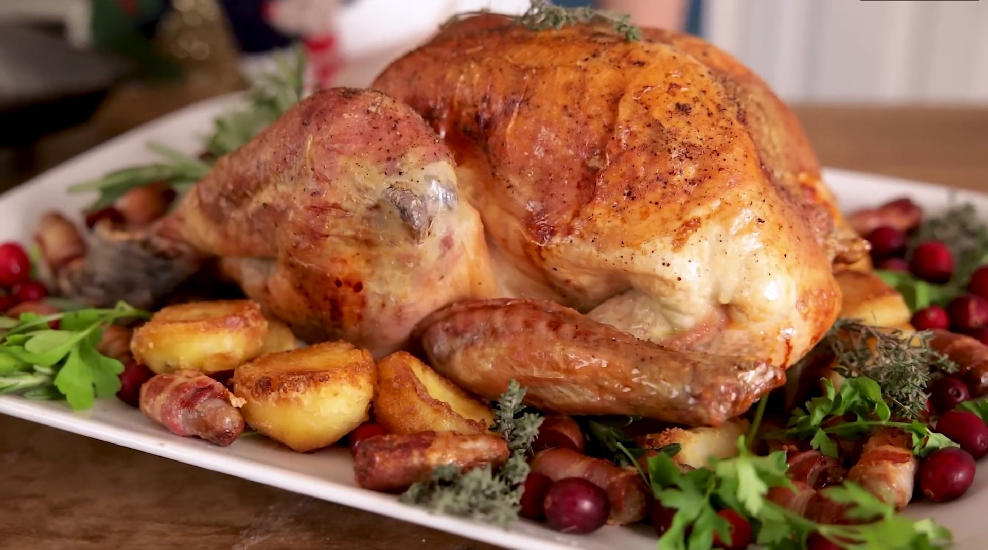 Easy Roast Turkey Recipe – No Brining, No Basting, No Stuffing