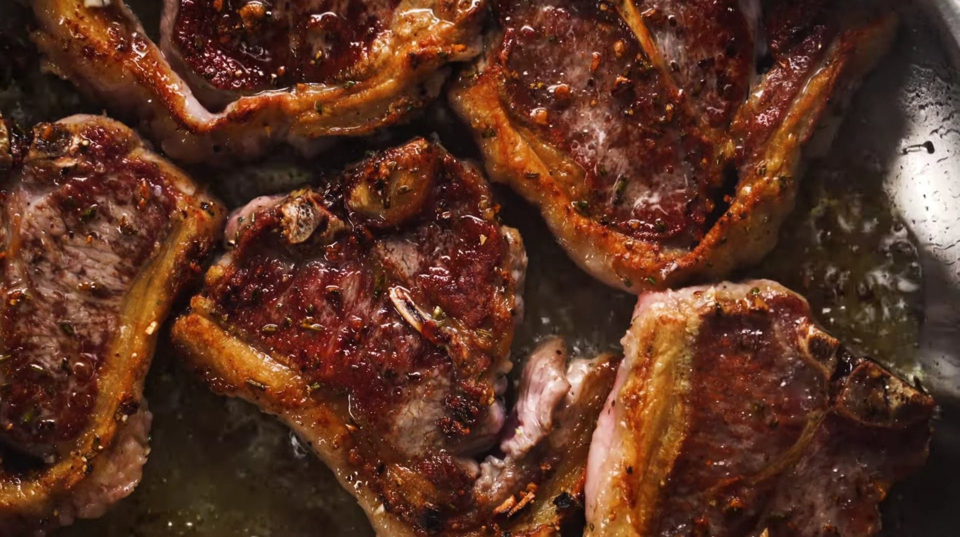 Perfectly Seared Lamb Chops with Rosemary Gravy